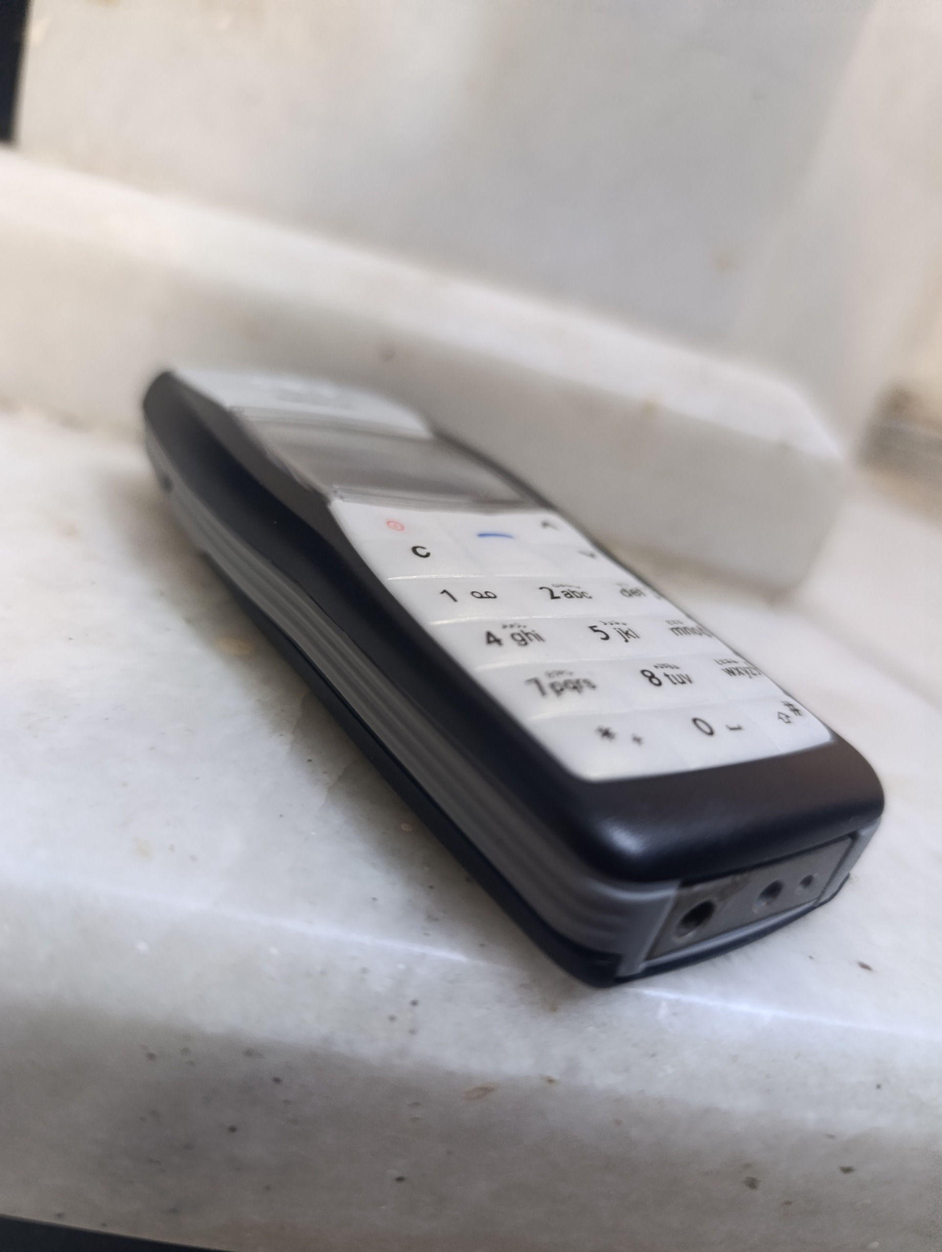 مزایده فاخرسوپرگوشی1100نوکیاتمام فابریک فول عااالی