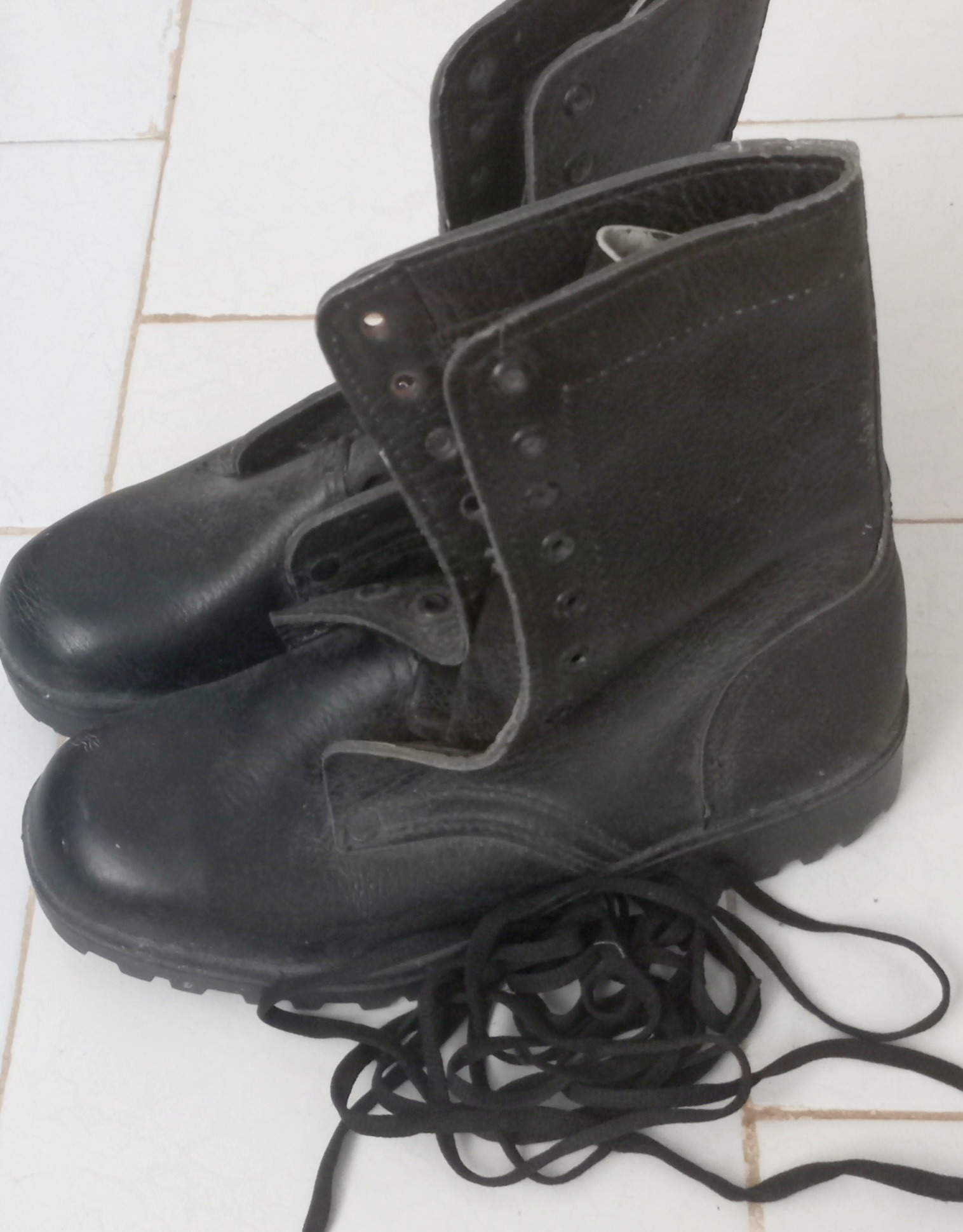 پوتین سربازی سایز39 نو