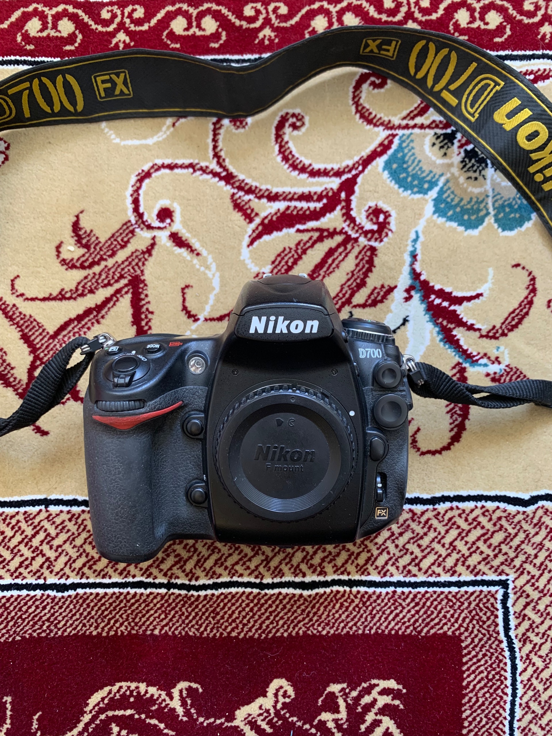 Nikon D700 body