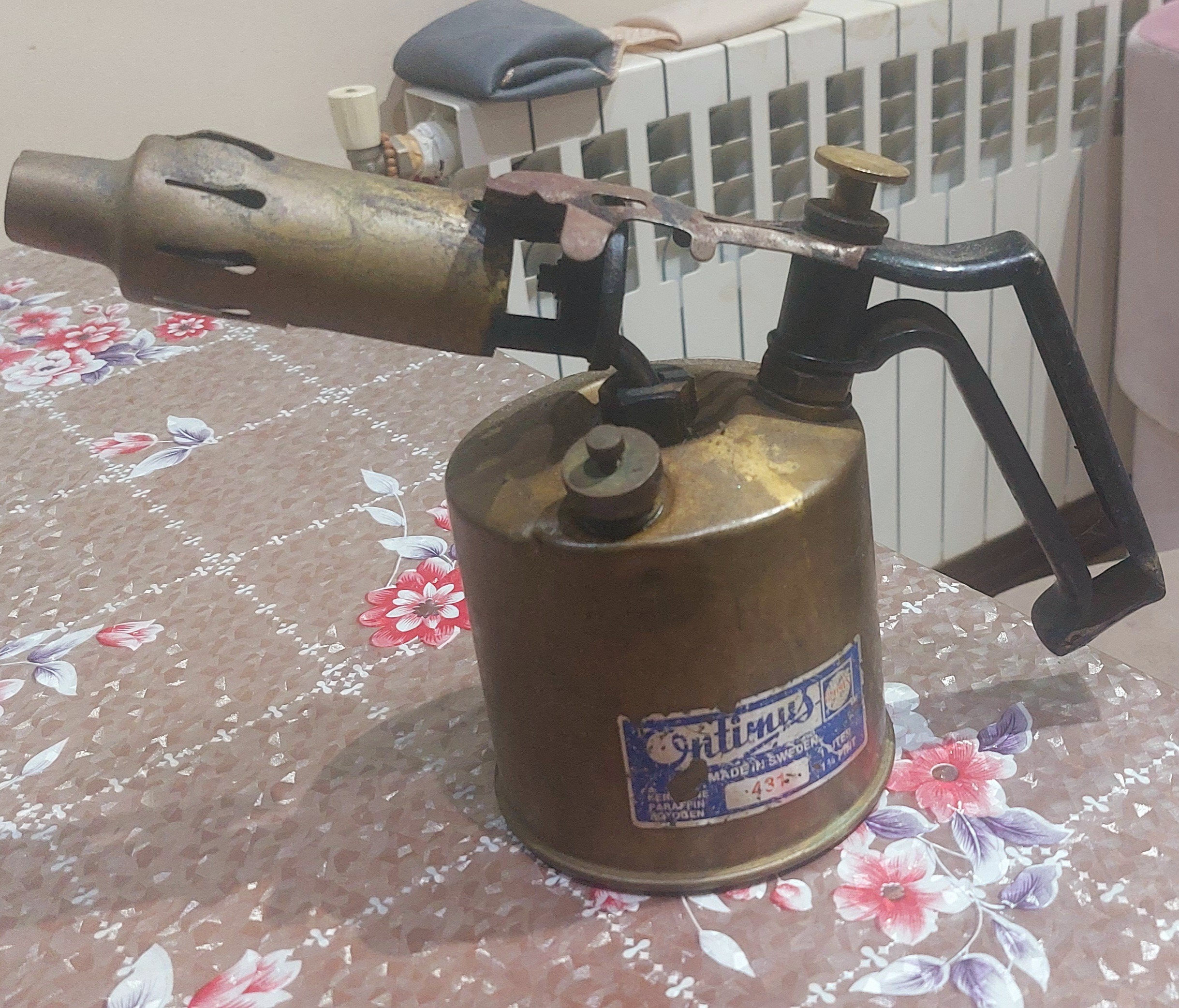 مشعل قدیمی بنزینی blowtorch