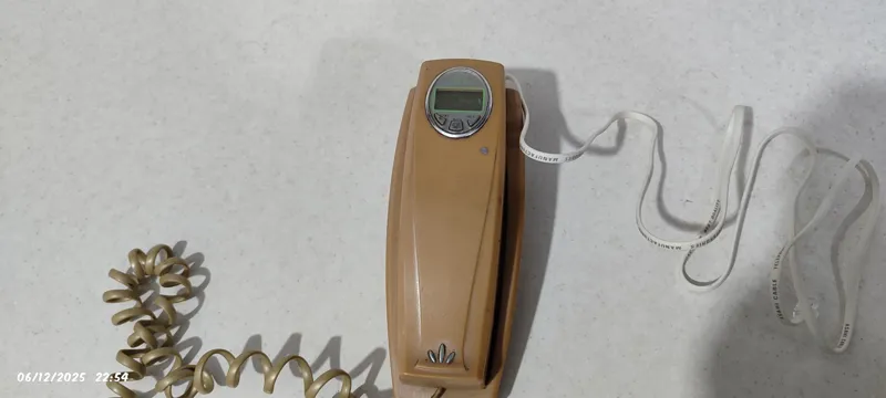 تلفن رومیزی و دیواری ارسال رایگان