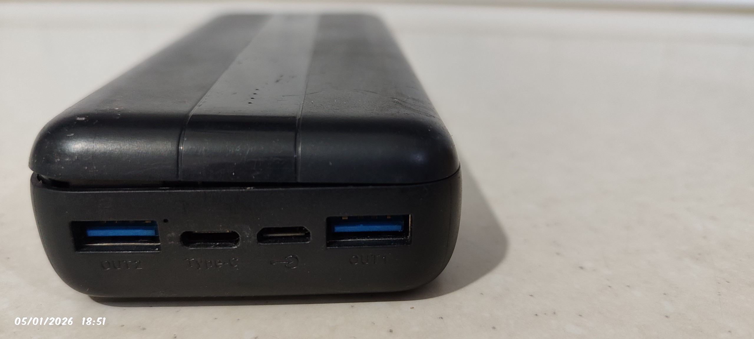 پاور بانک توضیحات دارد ارسال رایگان