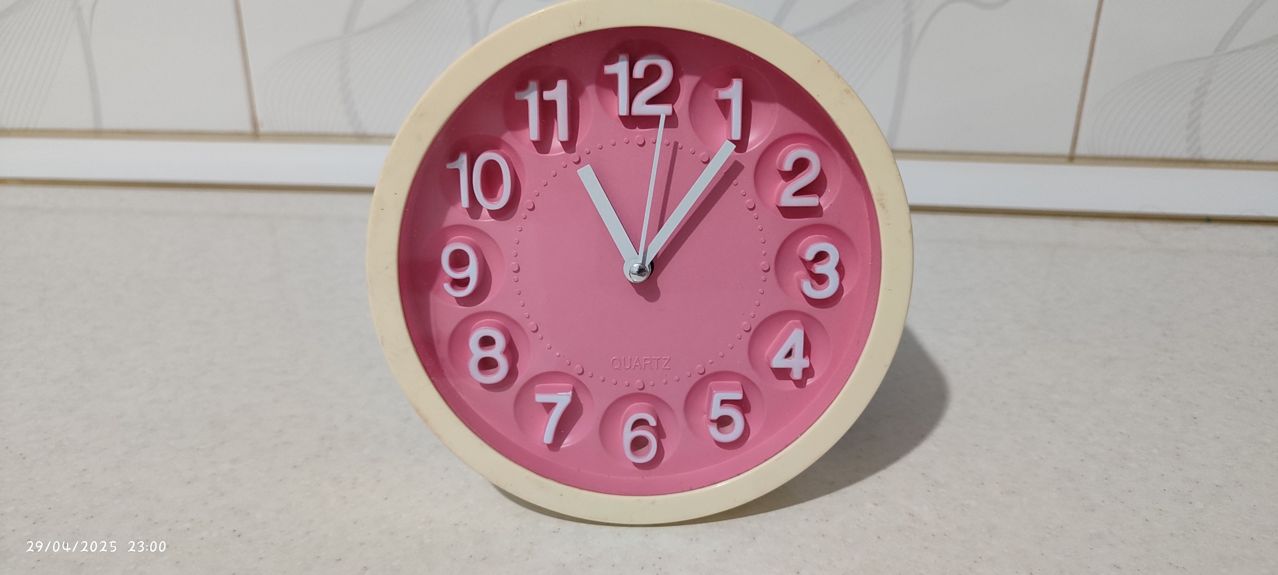 ساعت رومیزی و دیواری(ارسال رایگان)