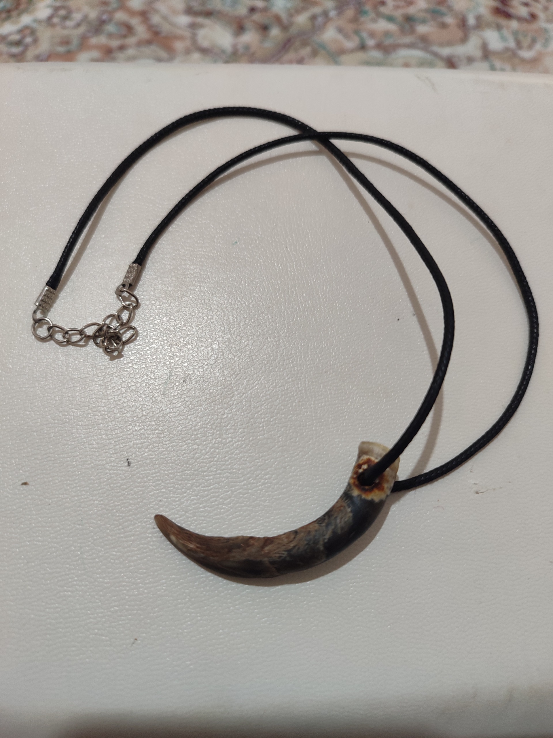 گردن آویز چرمی ناخون خرس