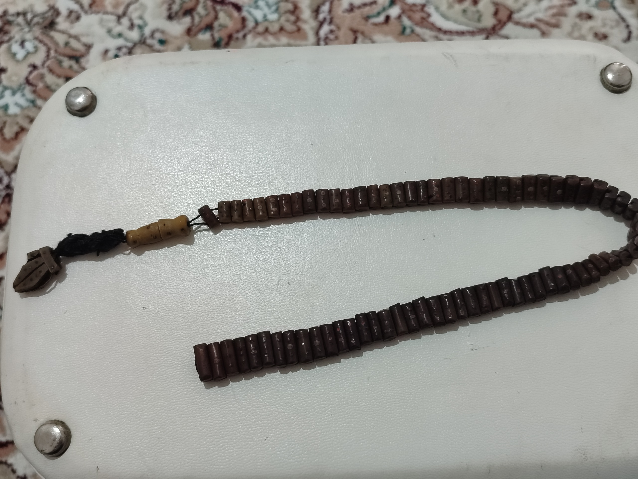 تسبیح هسته خرما