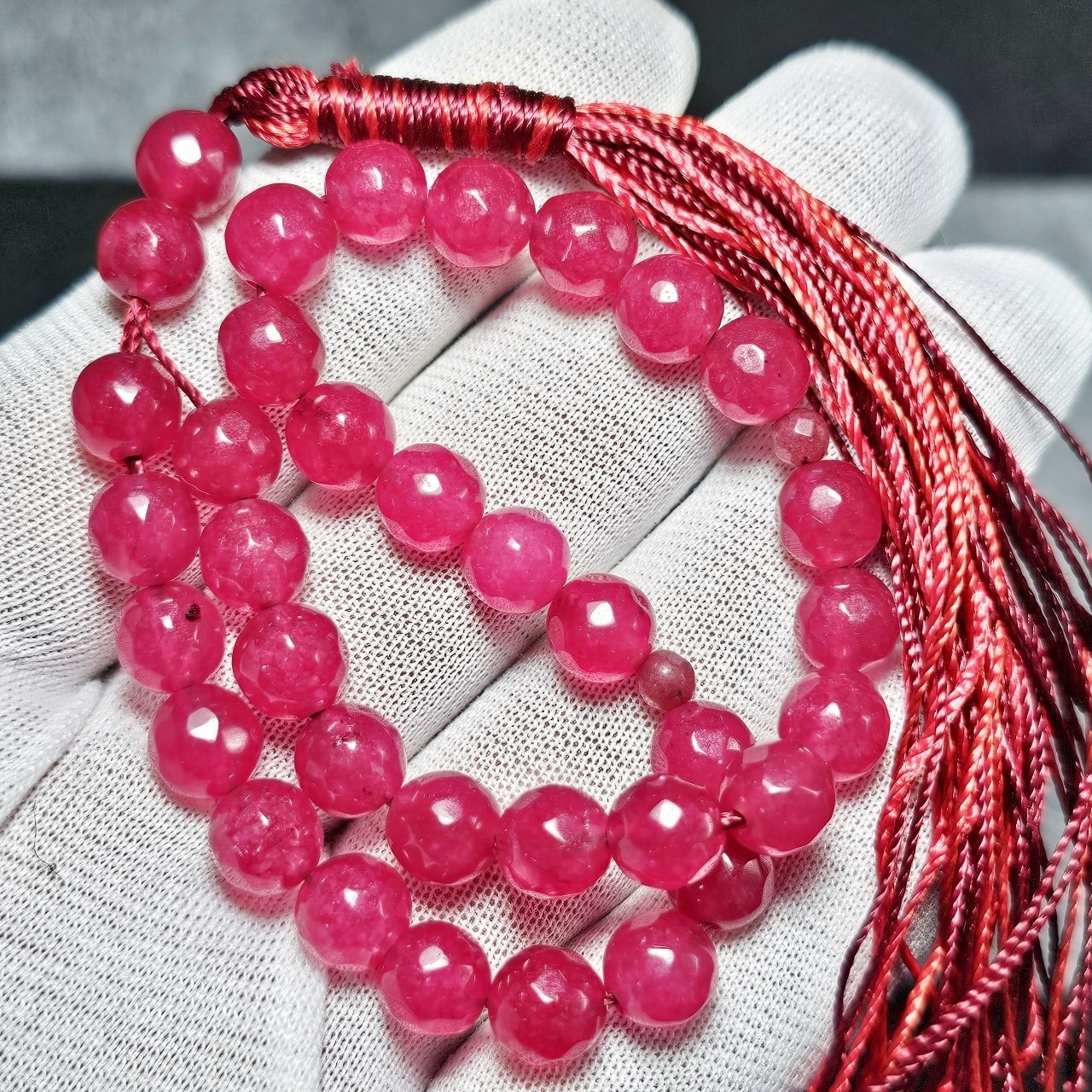 تسبیح 33 دانه جید یاقوتی معدنی کد 10472