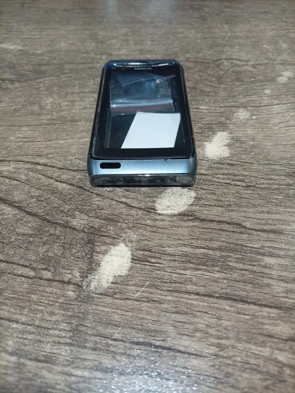 قاب نوکیا N8