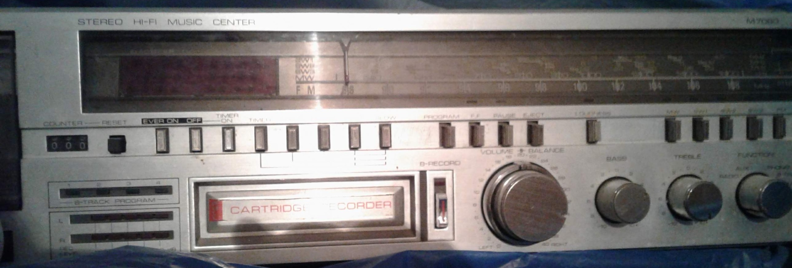 استریو توشیبا وسانیو