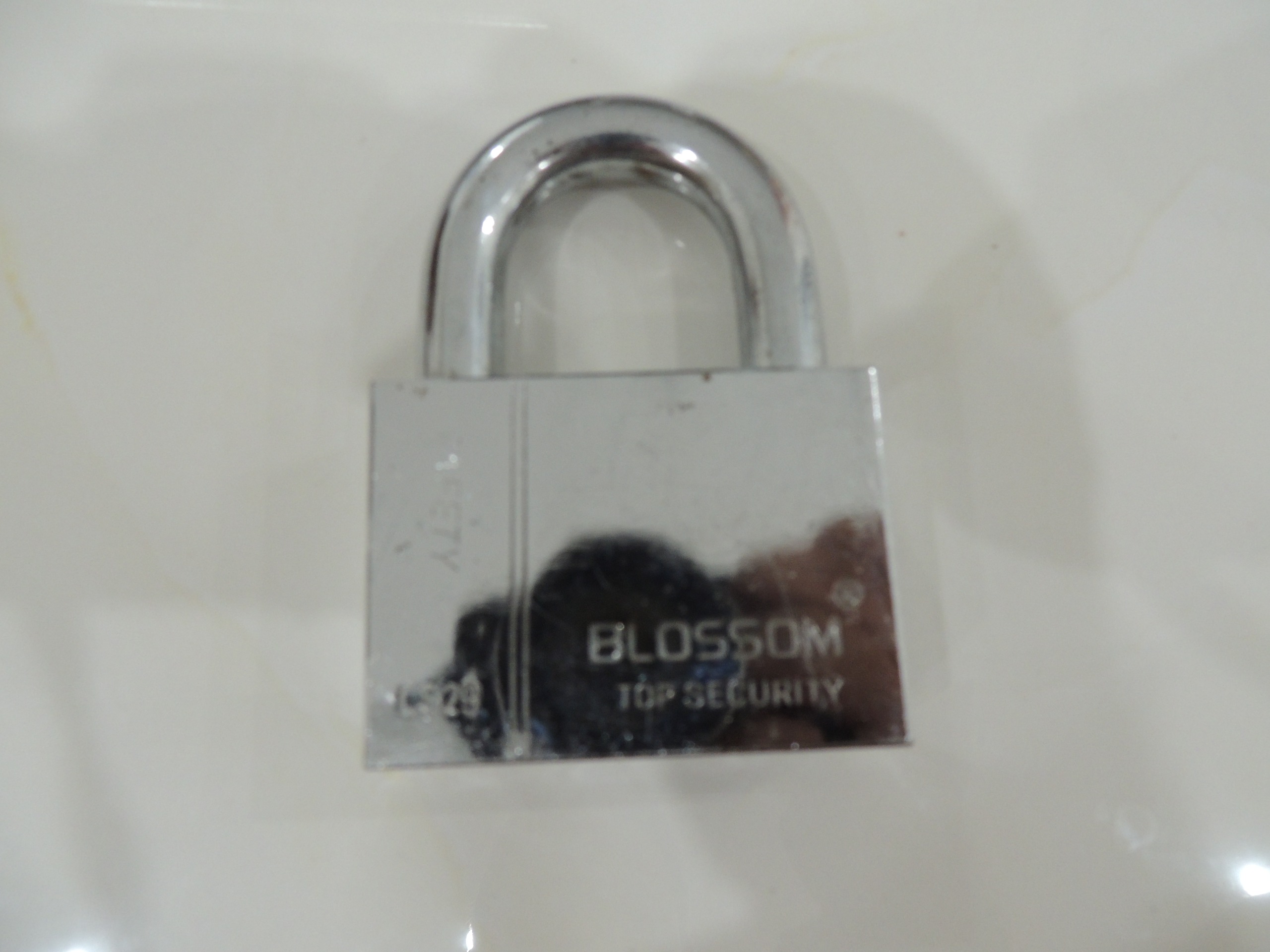 قفل آویز برند Blossom