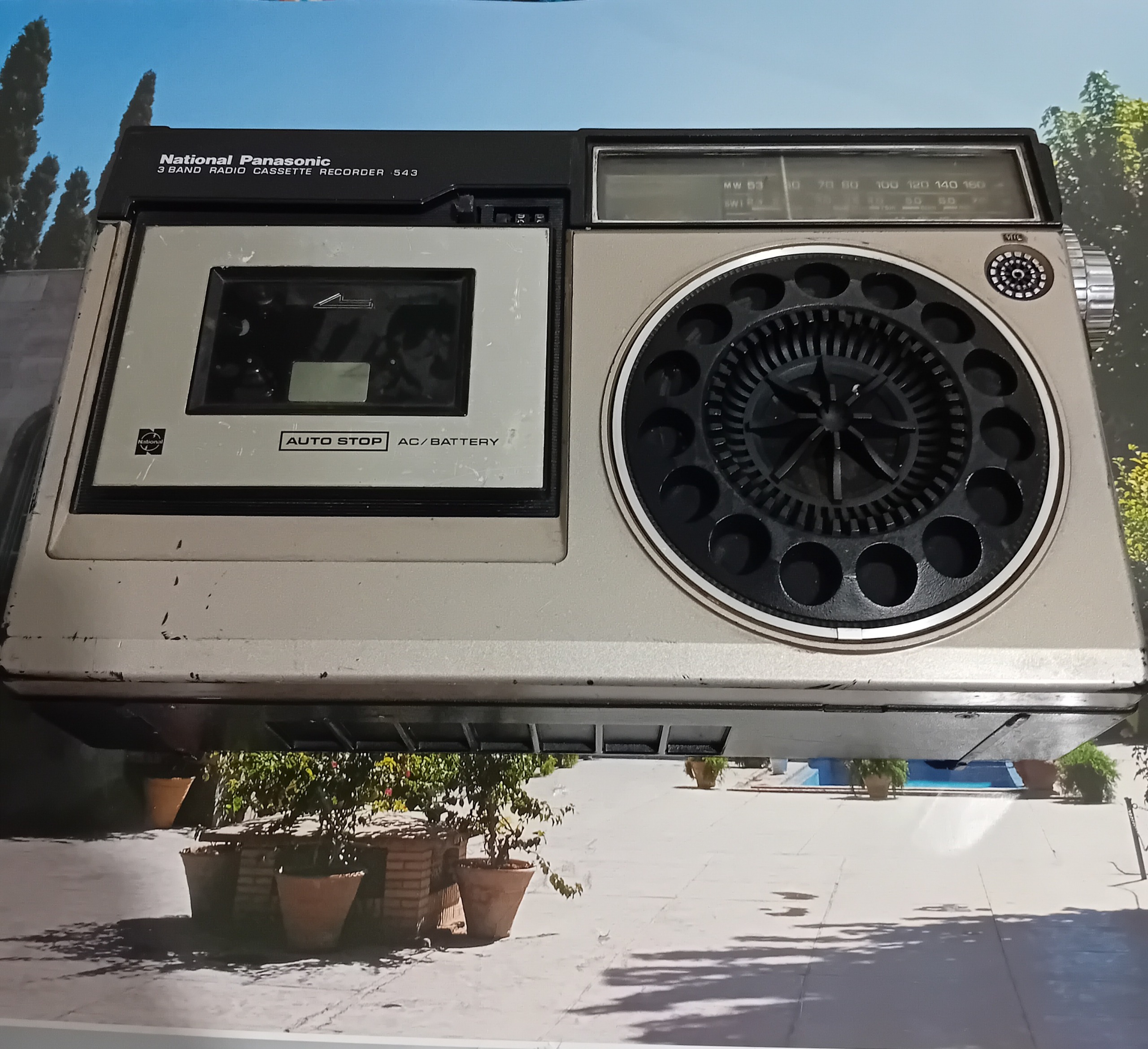 رادیو ضبط قدیمی ناسیونال