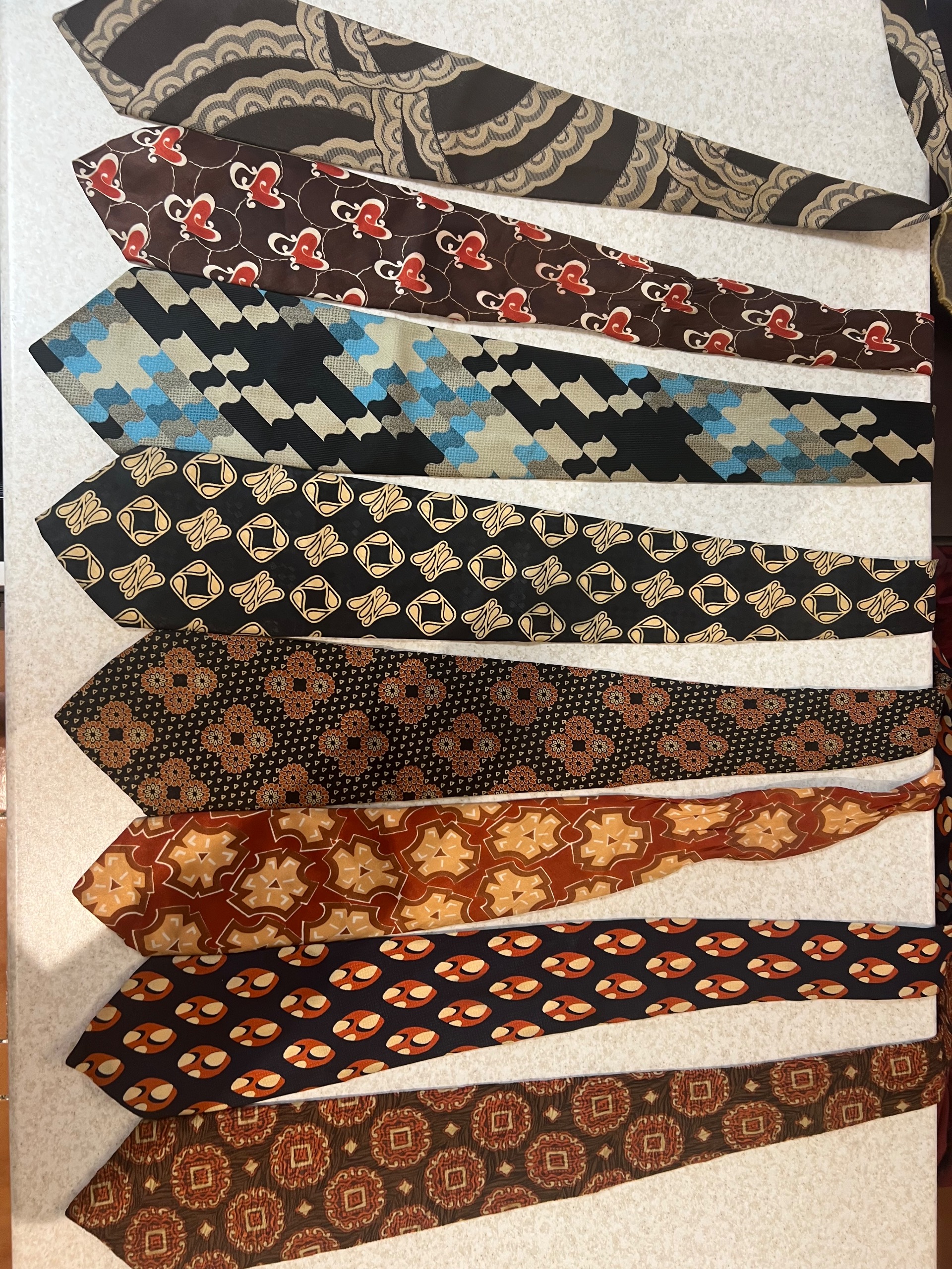 8 عدد کراوات پهن خیلی قدیمی قبل از انقلاب