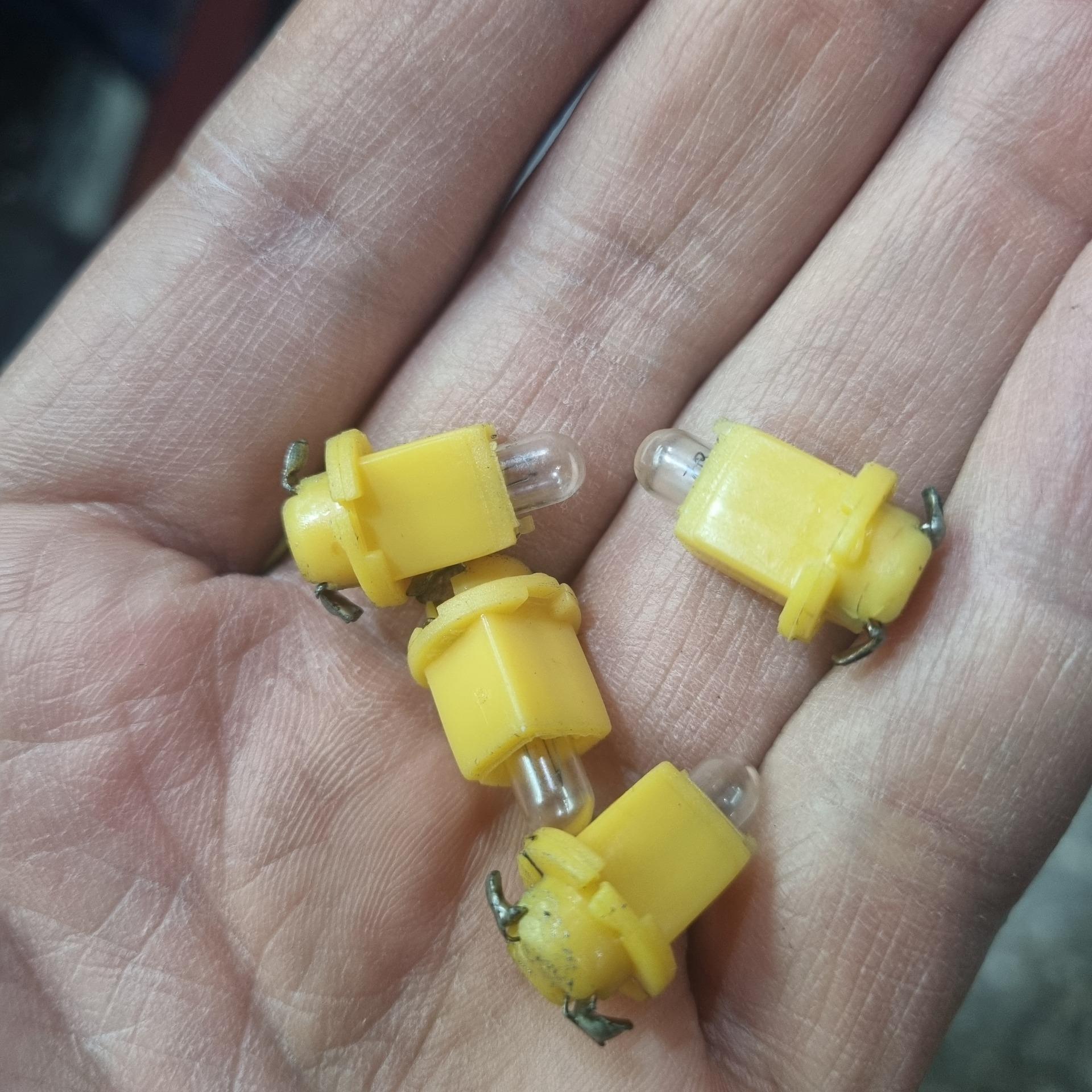 لامپ پنل داشبورد