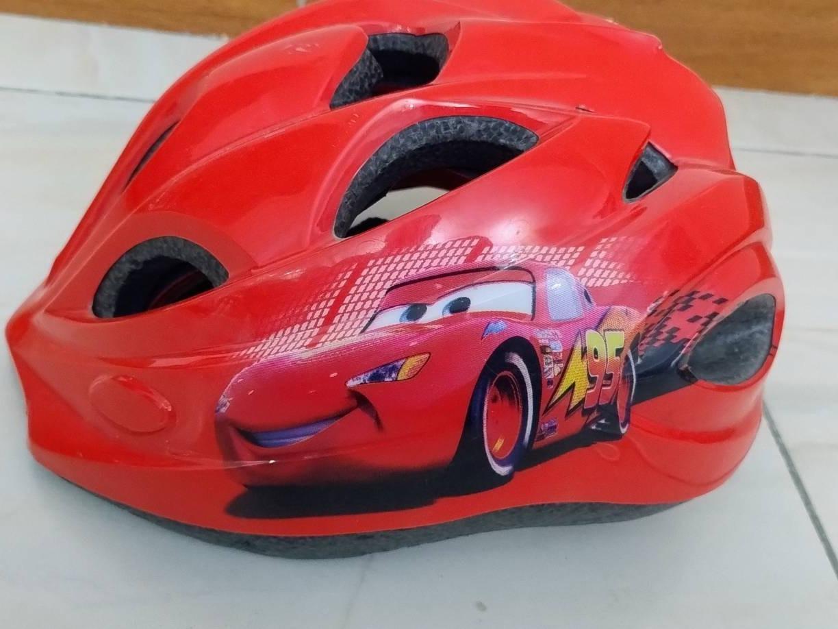 کلاه دوچرخه سواری و اسکیت بچه گانه