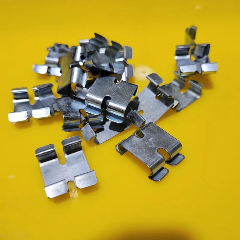 خار نگهدارنده چراغ جلو پراید و پژو بسته 10عددی