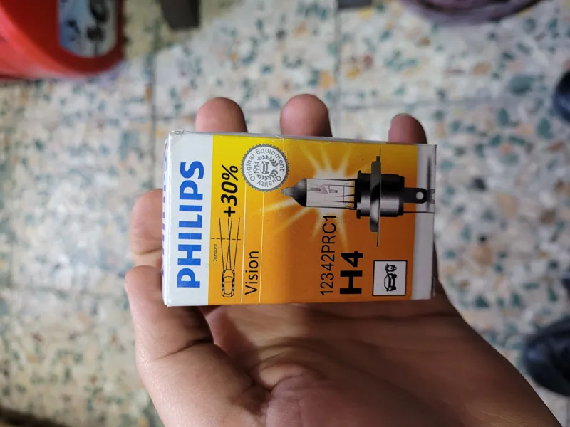 لامپ گازی فیلیپس اصلی سه خار پایه h4