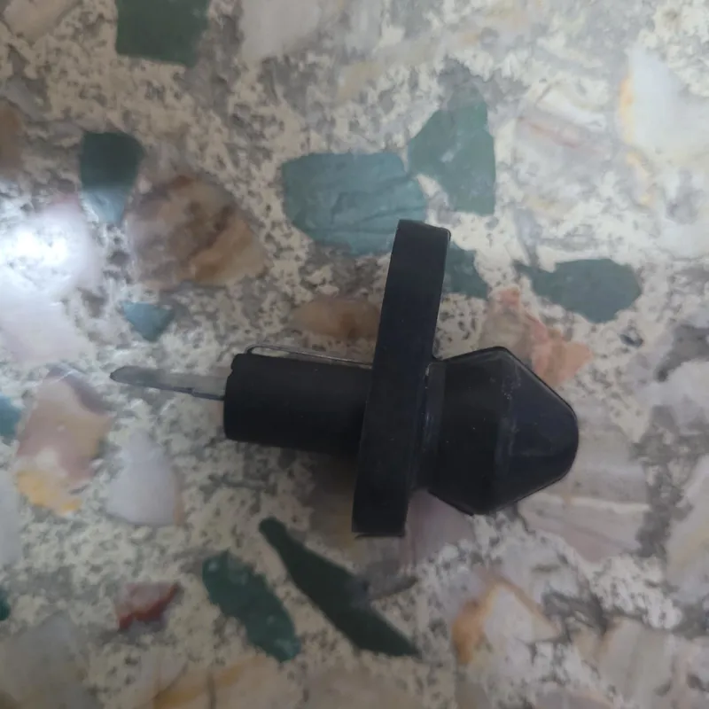 کلید لادری دربهای جلو تیبا و کوییک و تیبا2