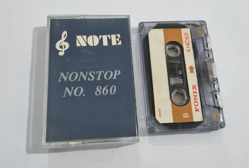 آهنگهای متنوع خارجی کاست اصلی استریو NON STOP