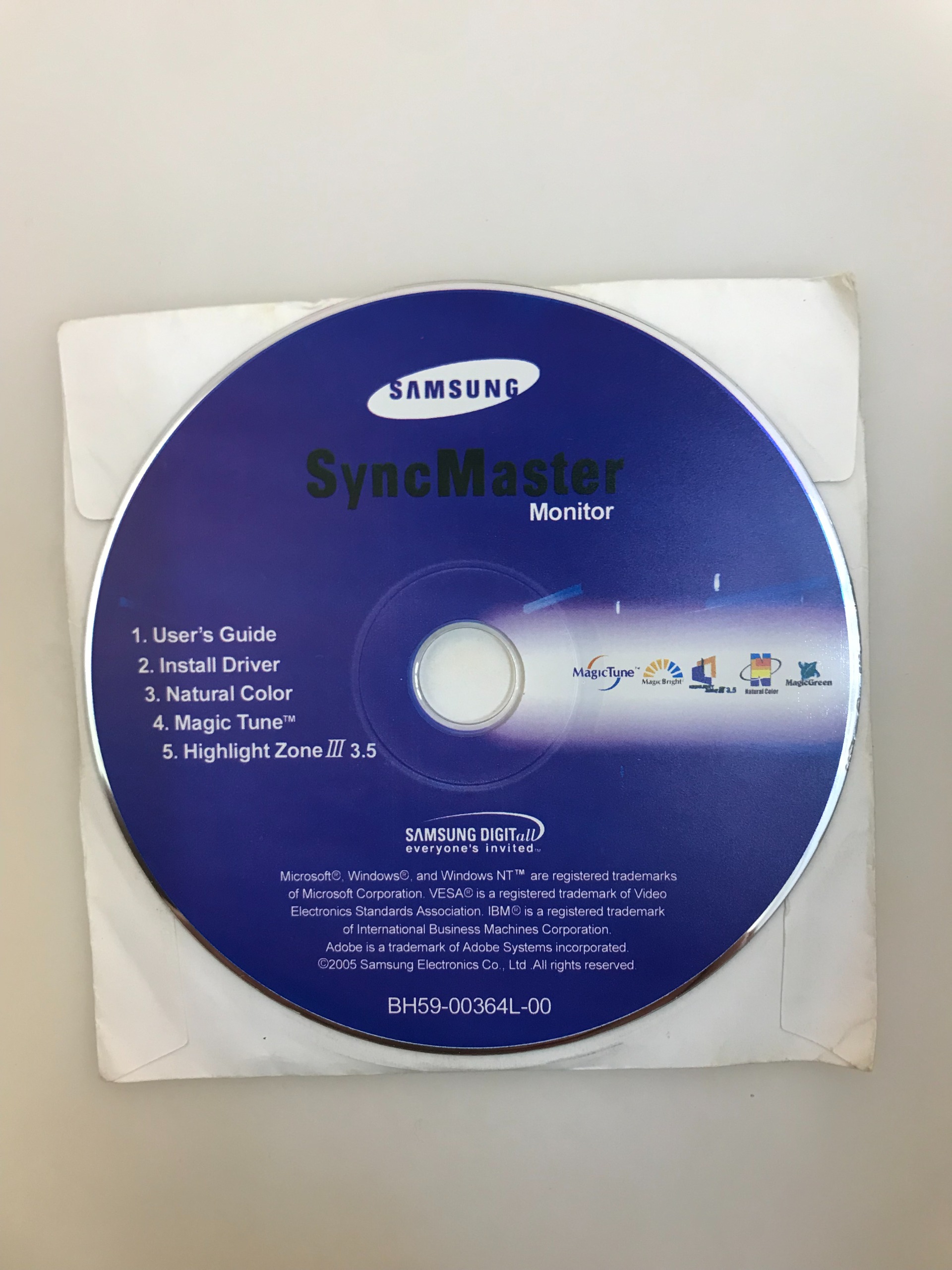 CD درایورها و نرم افزارهای کاربردی مانیتور سامسونگ