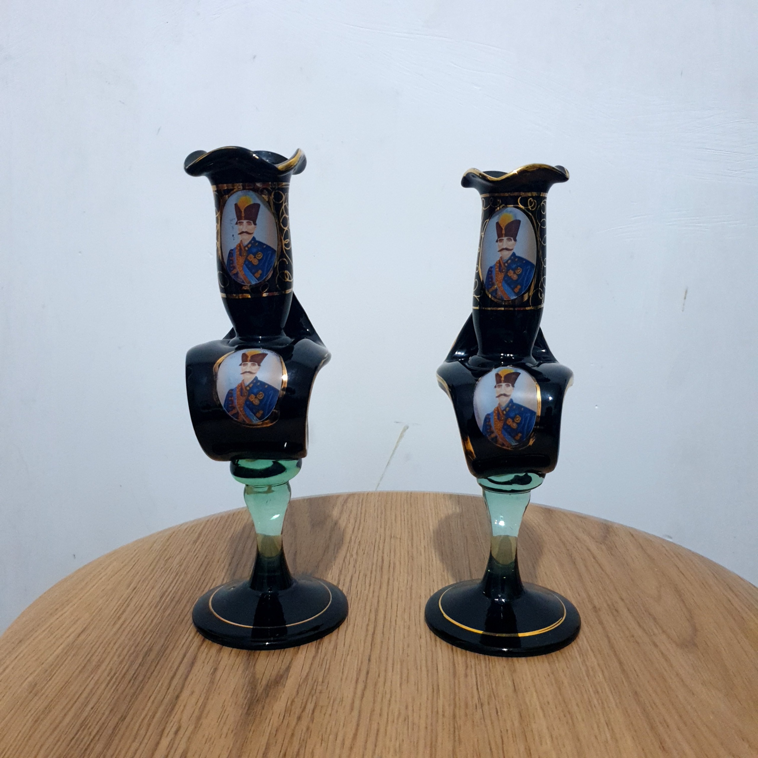 جفت شمعدان نسبتا قدیمی شاه عباسی