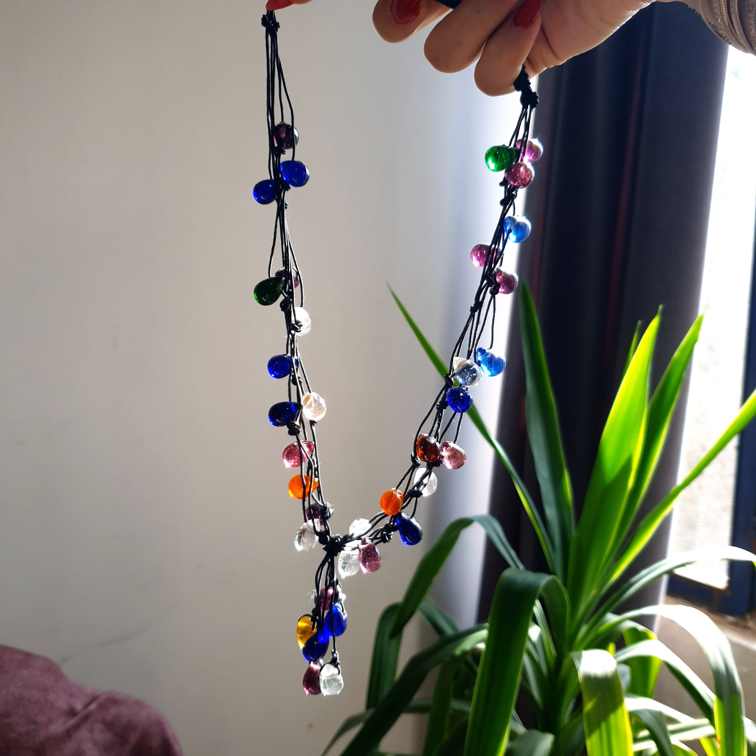 گردن آویز سنگی زیبای خوشه ای