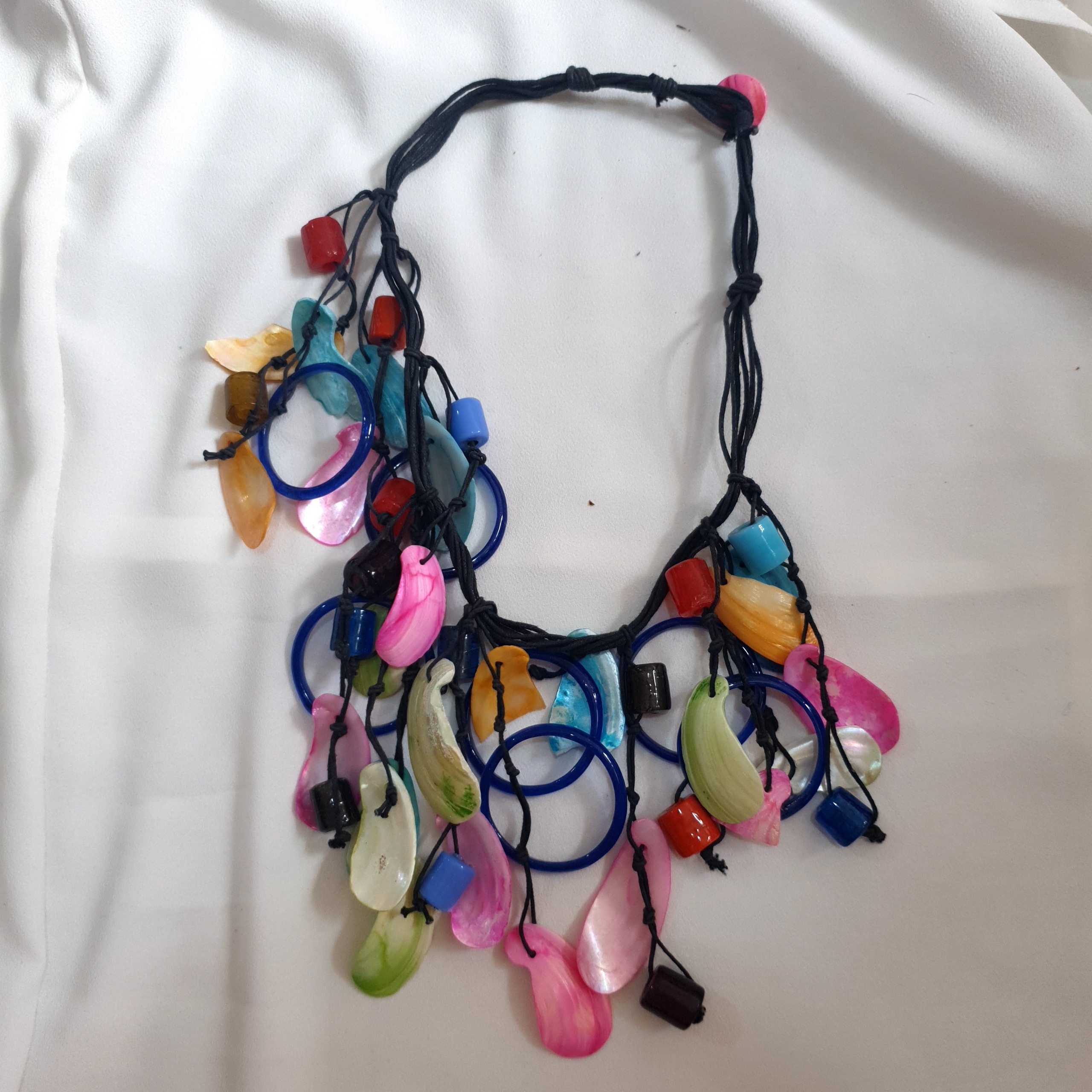 گردن آویز زنانه