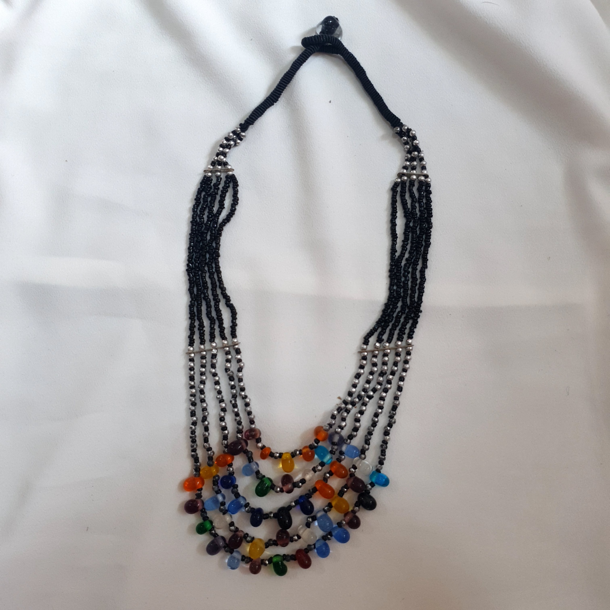 گردن آویز زیبای سنگی خوش رنگ