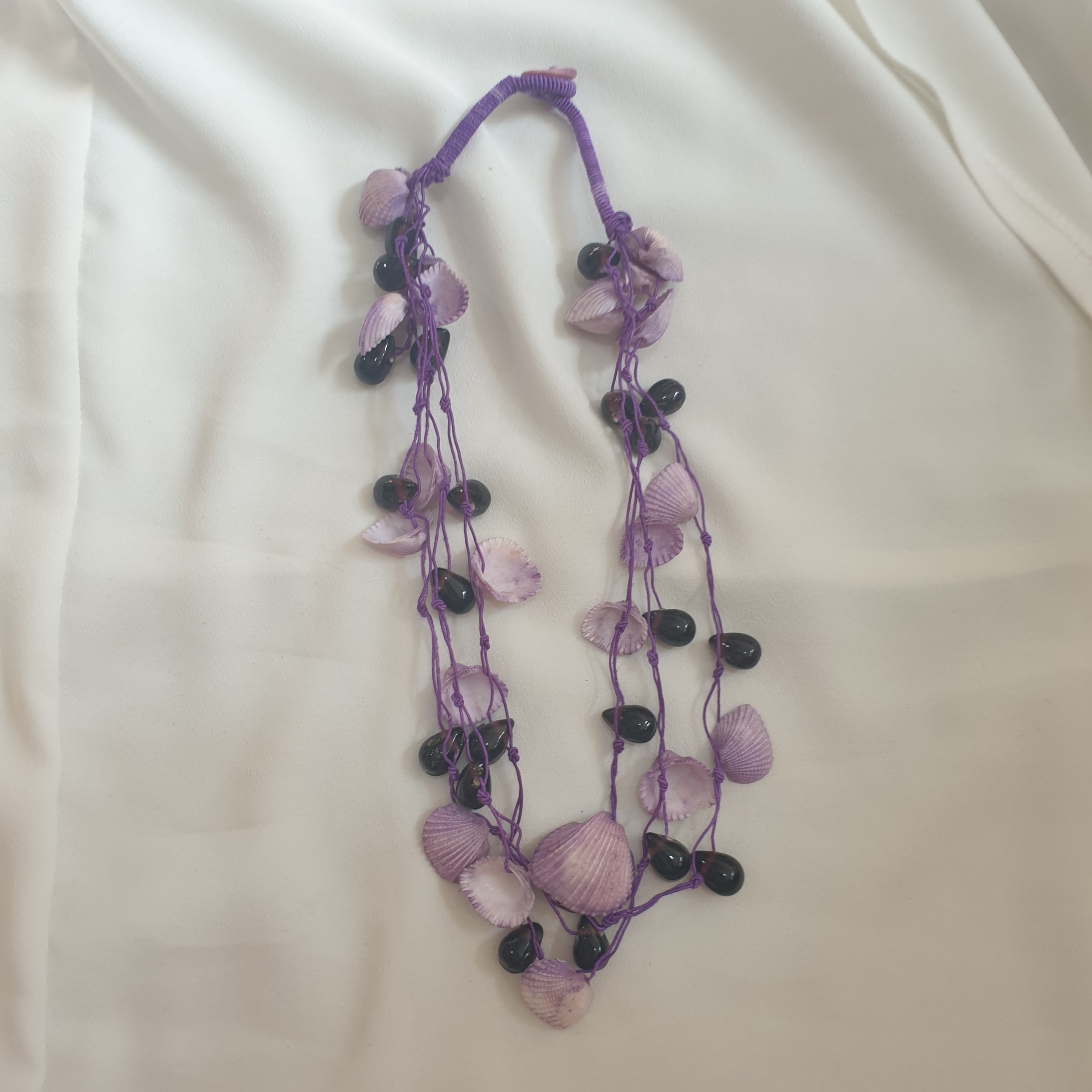 گردن آویز زیبا ترکیب سنگ و صدف