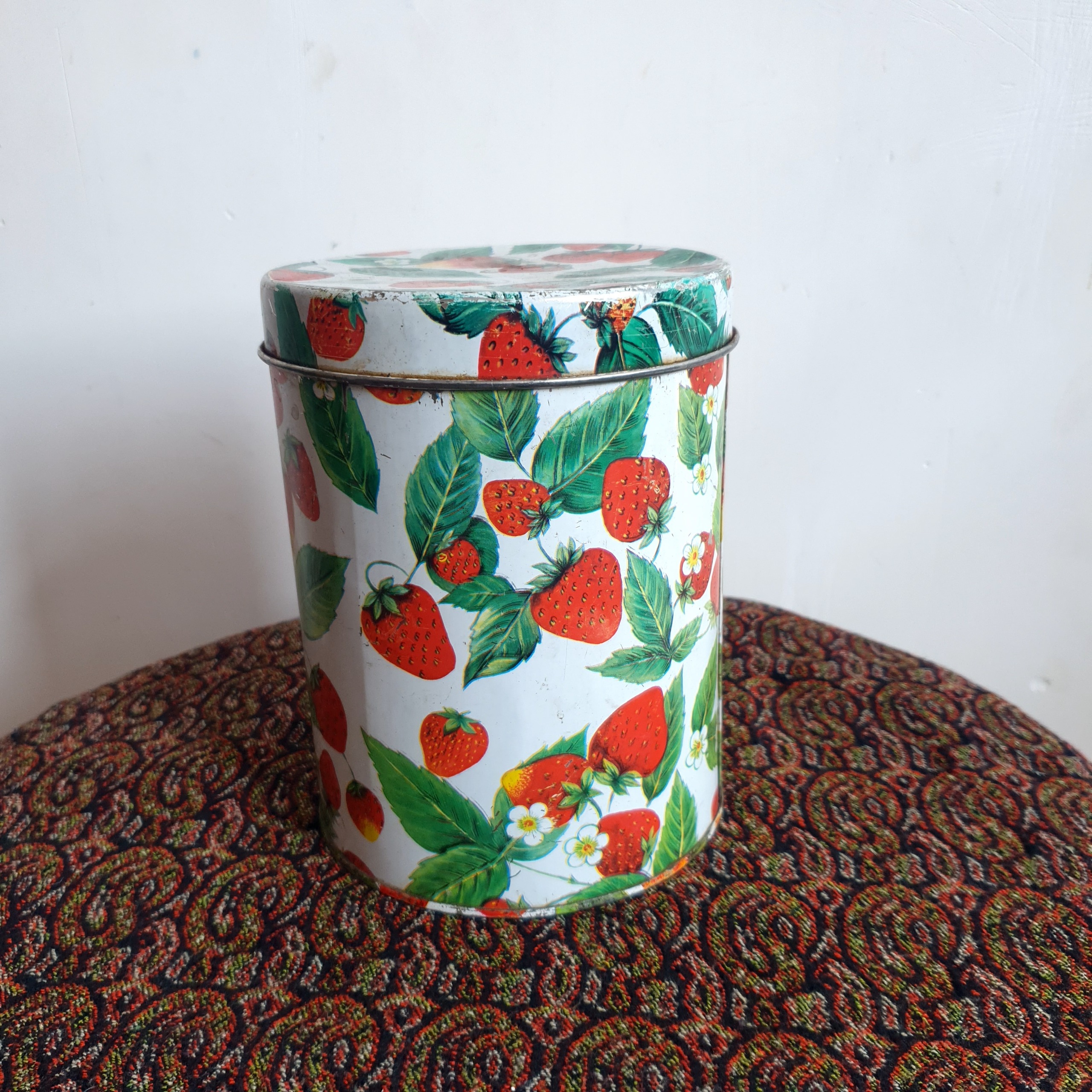 قوطی چای قدیمی فلزی نوستالژی