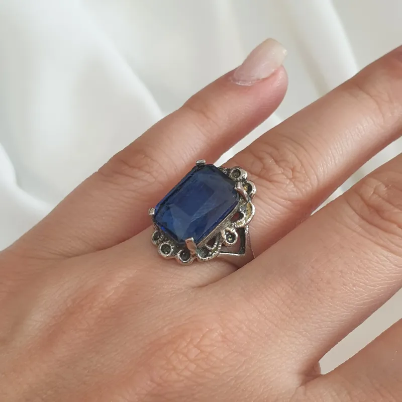 انگشتر زیبای زنانه طرح قدیم