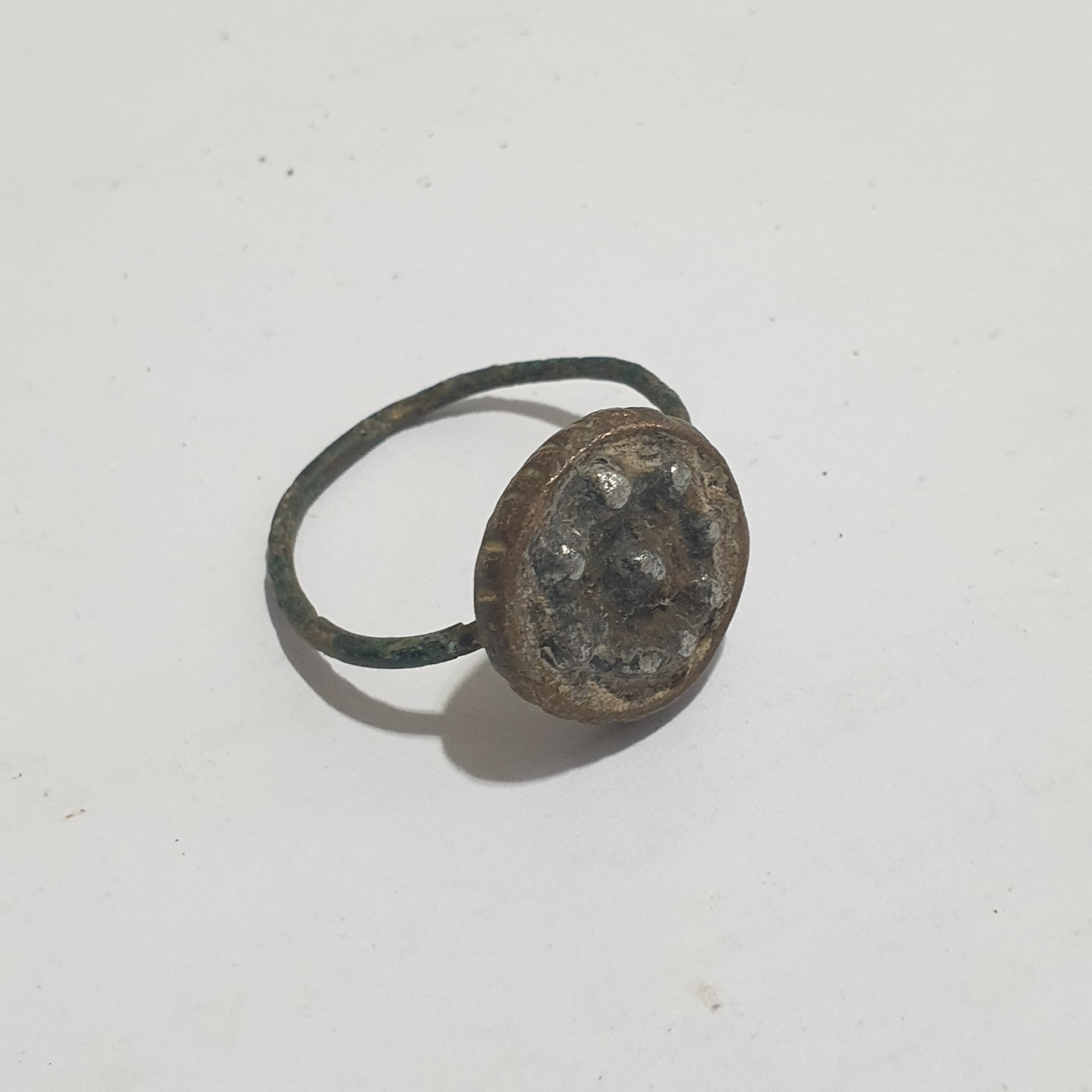 انگشتر قدیمی کهنه