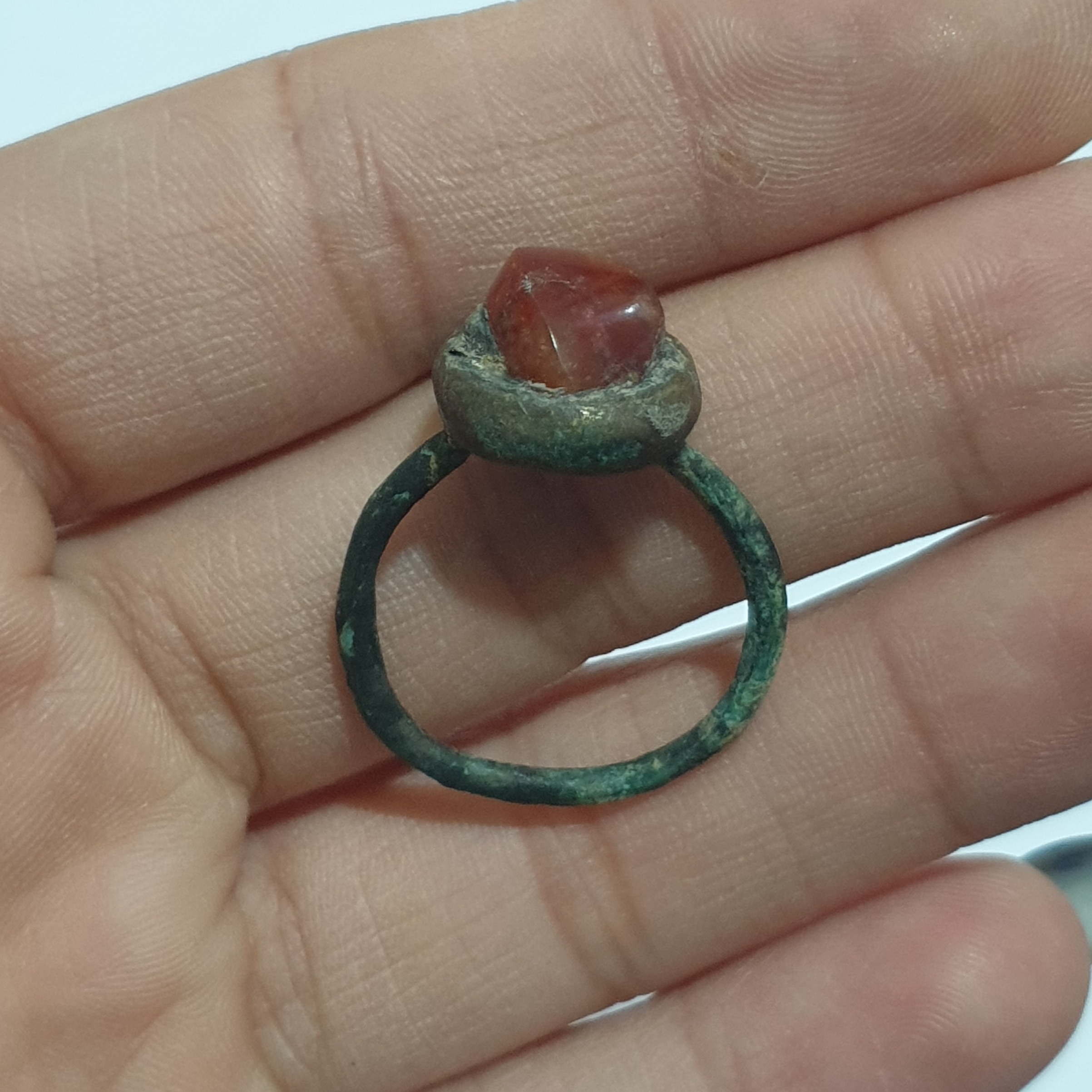 انگشتر قدیمی کهنه