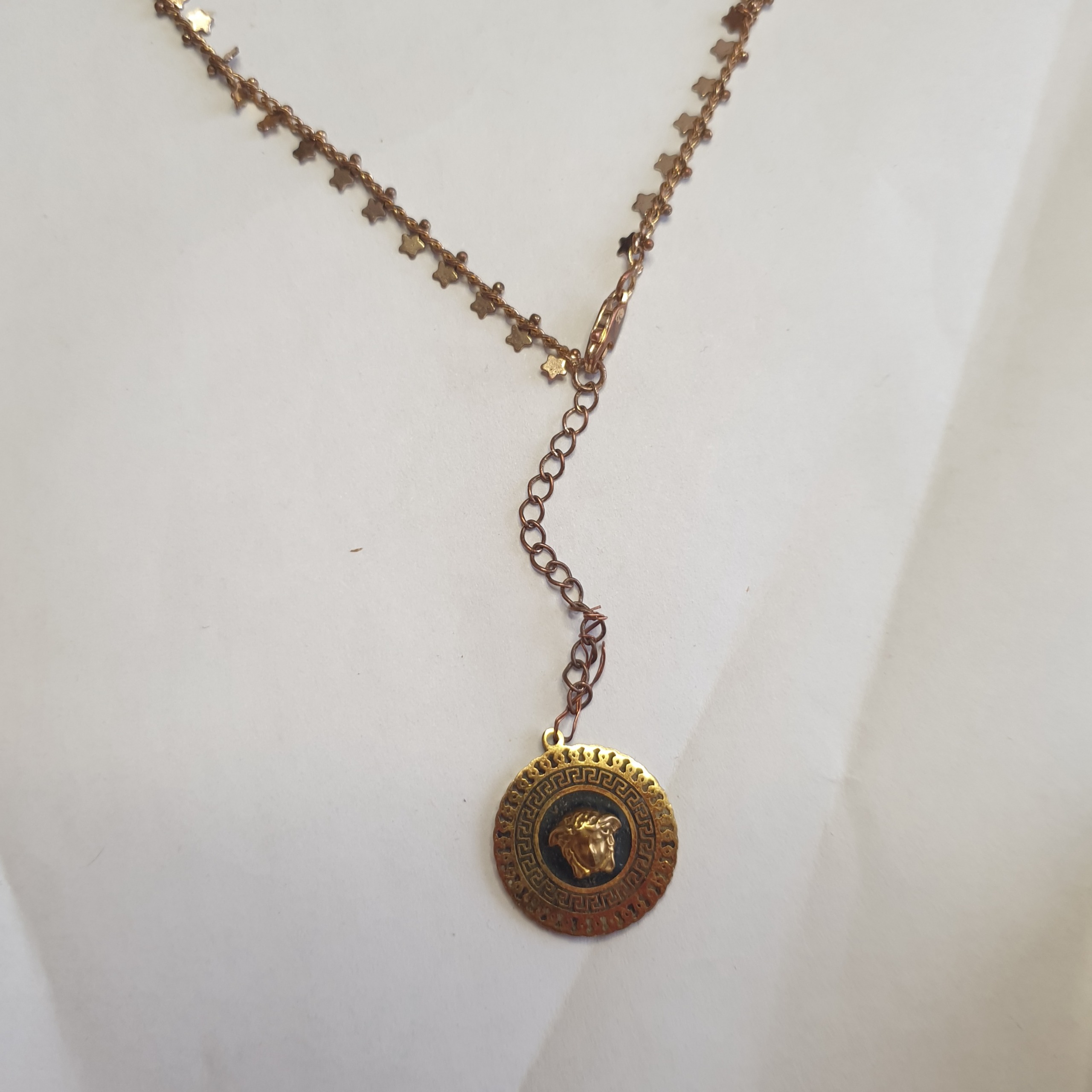 آویز زیبای ورساچ