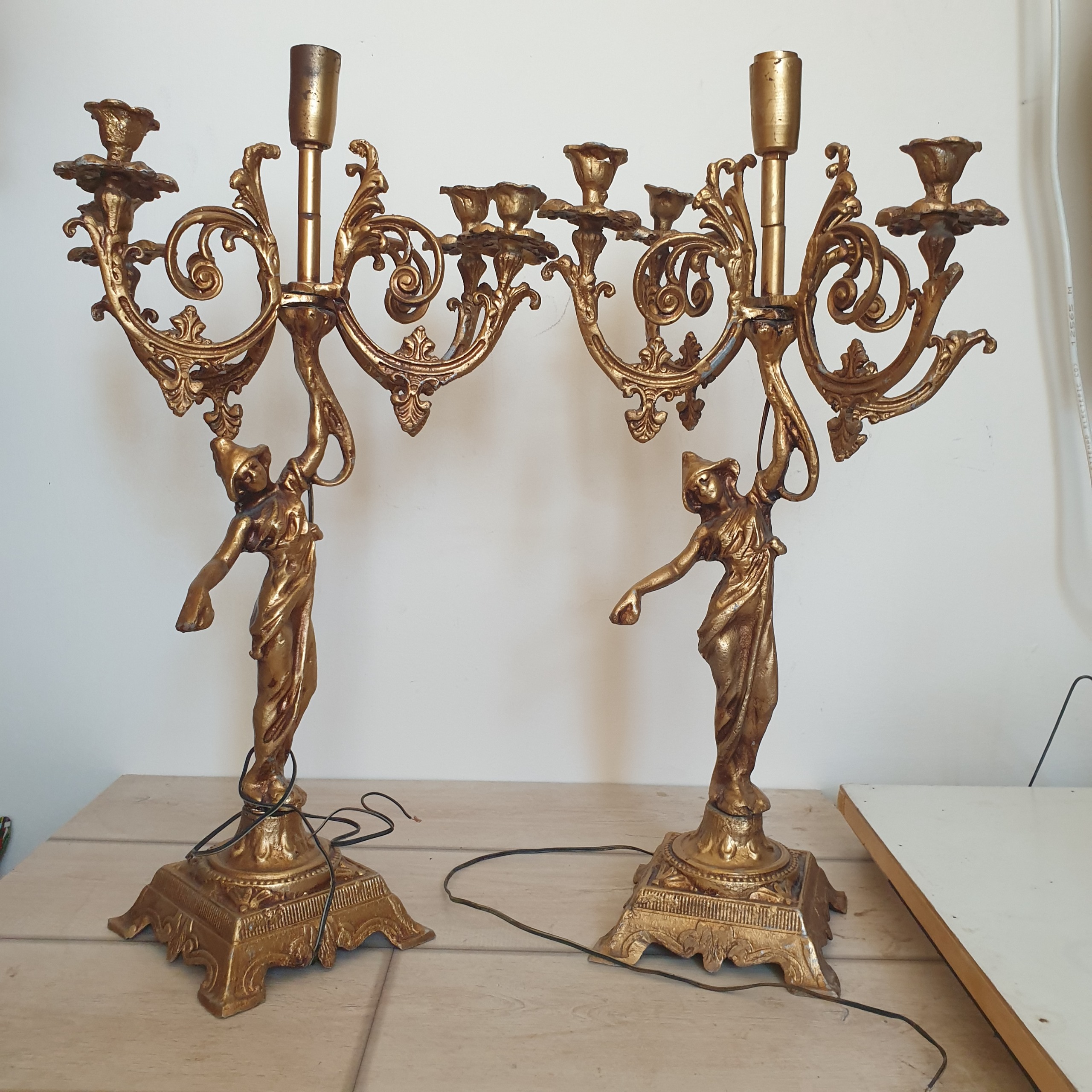 جفت شمعدان مجسمه ای فرشته جنس آلیاژ خشکه