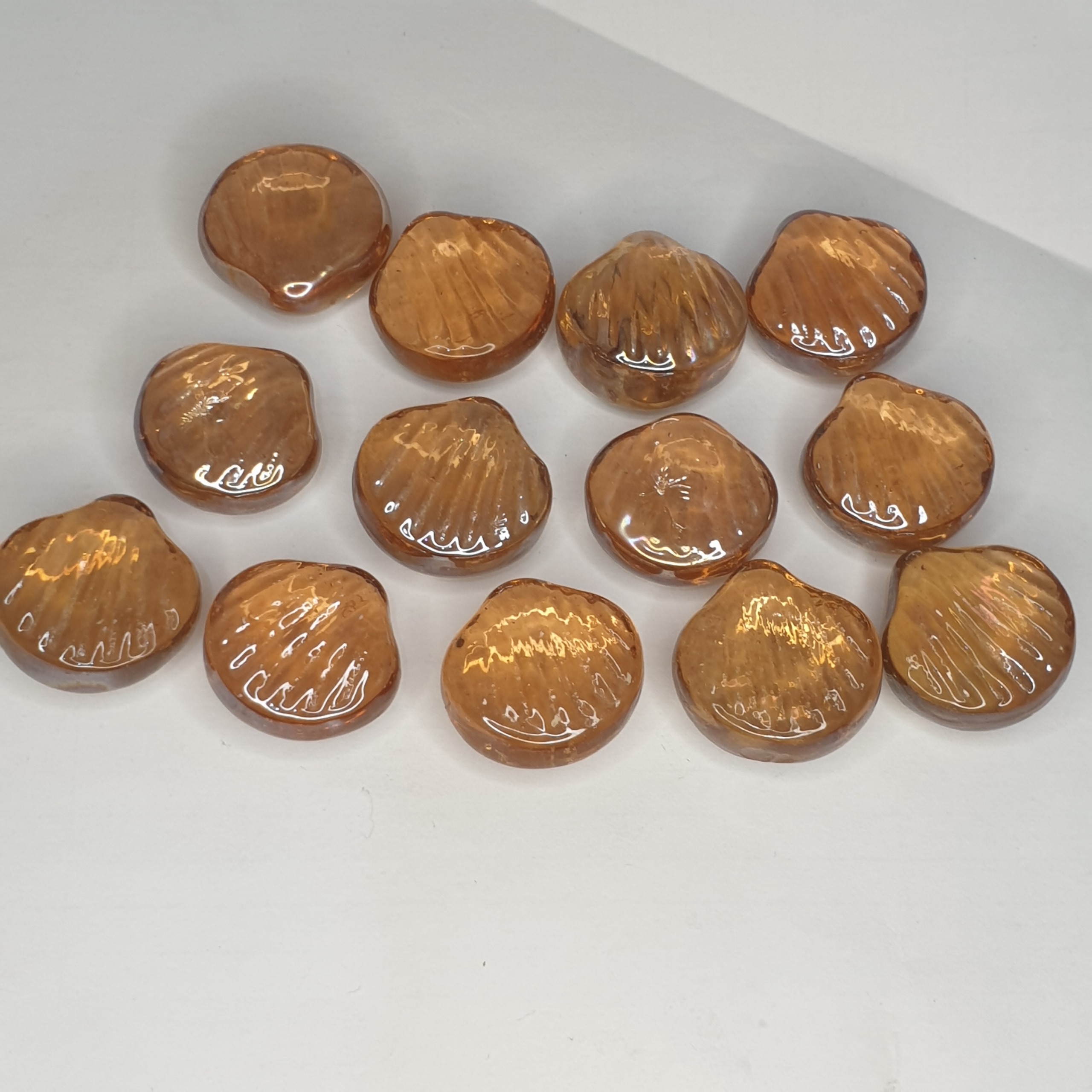 تعداد 4 عدد گوی یا مهره زنگاری بارفتن شکل صدف