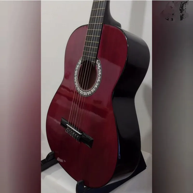 گیتار کلاسیک دیاموند زرشکی با ارسال رایگان