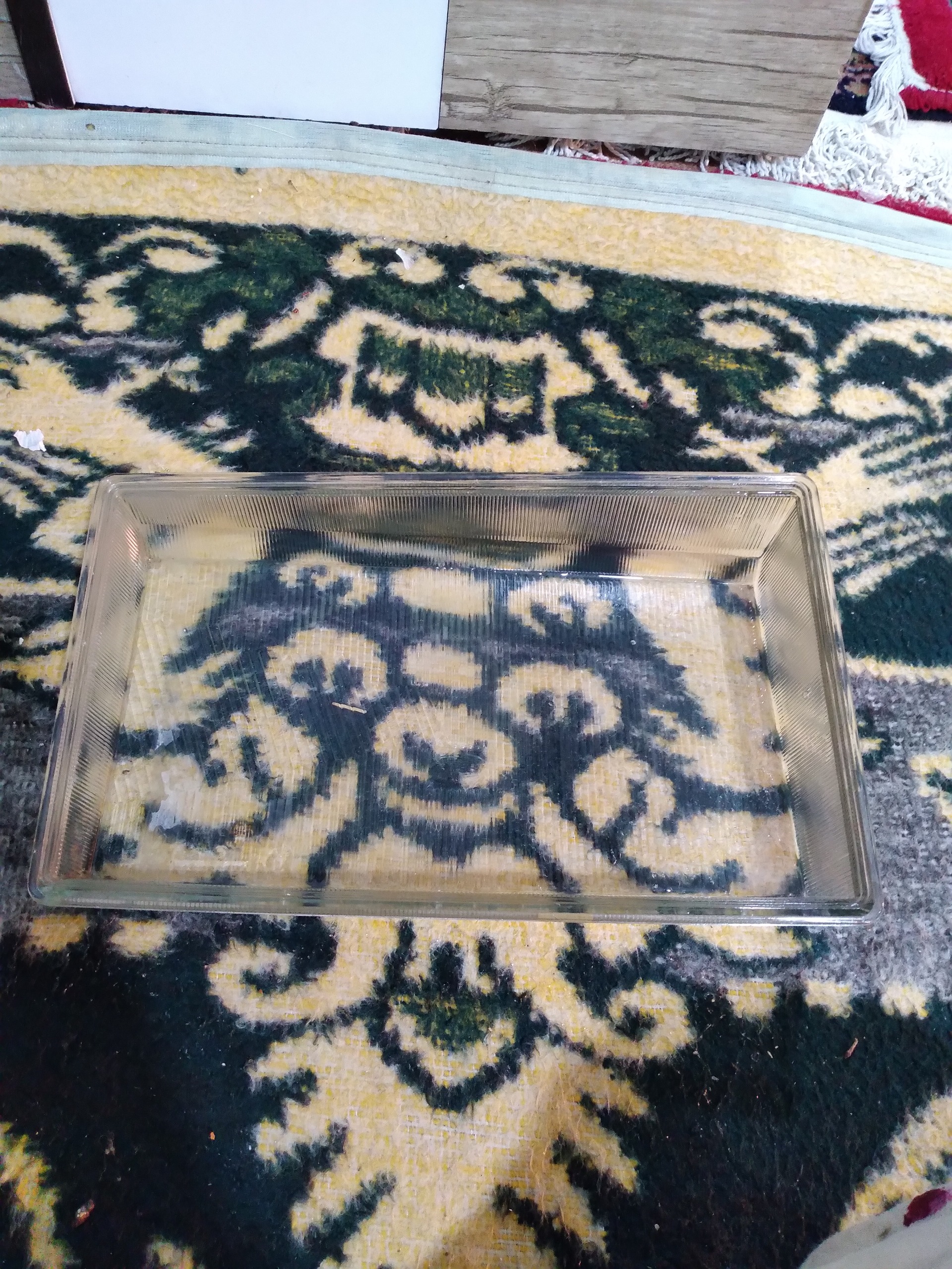 طلق و شیشه چراغ قدیمی
