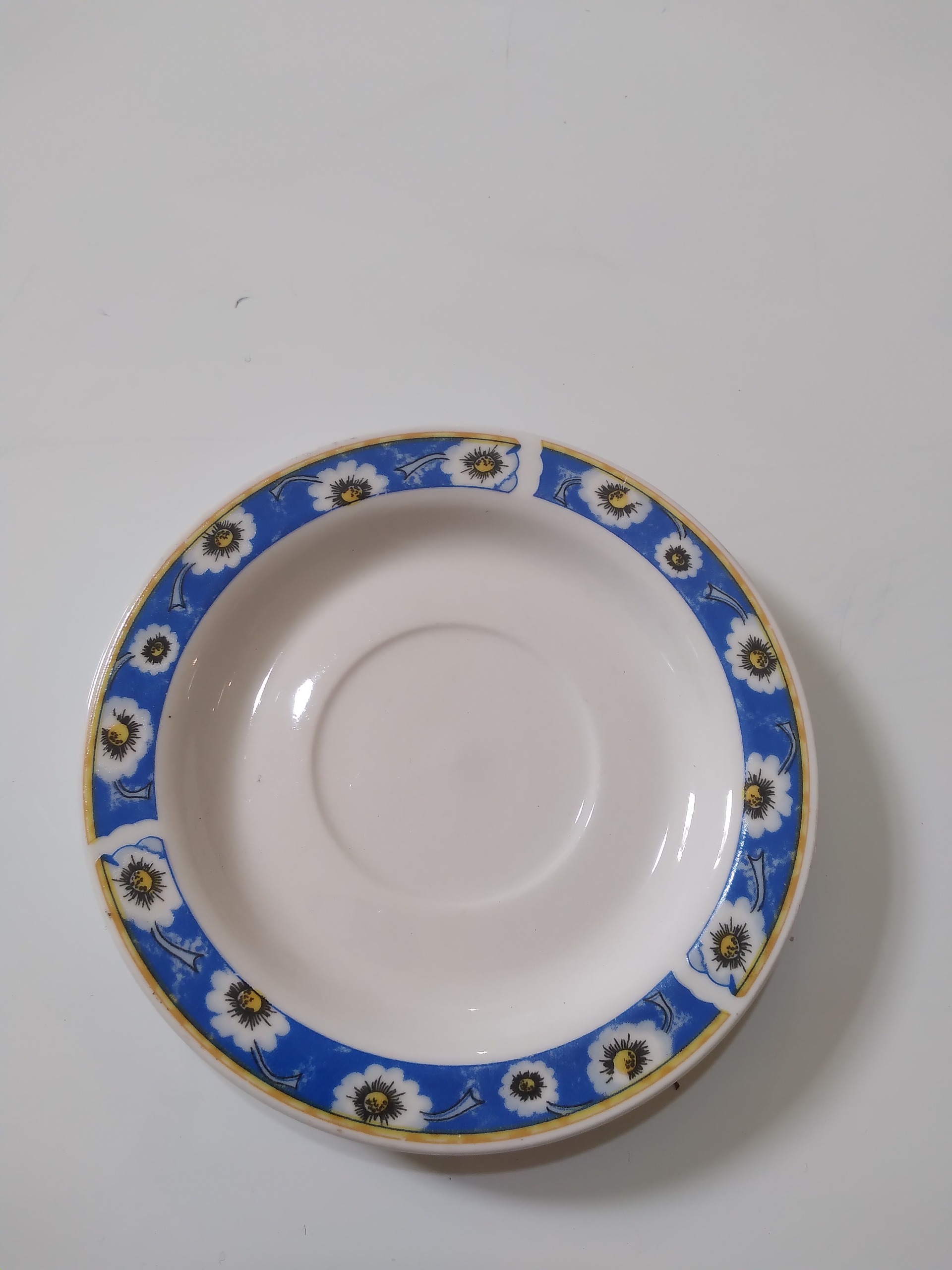 نعلبکی قدیمی گل ابی