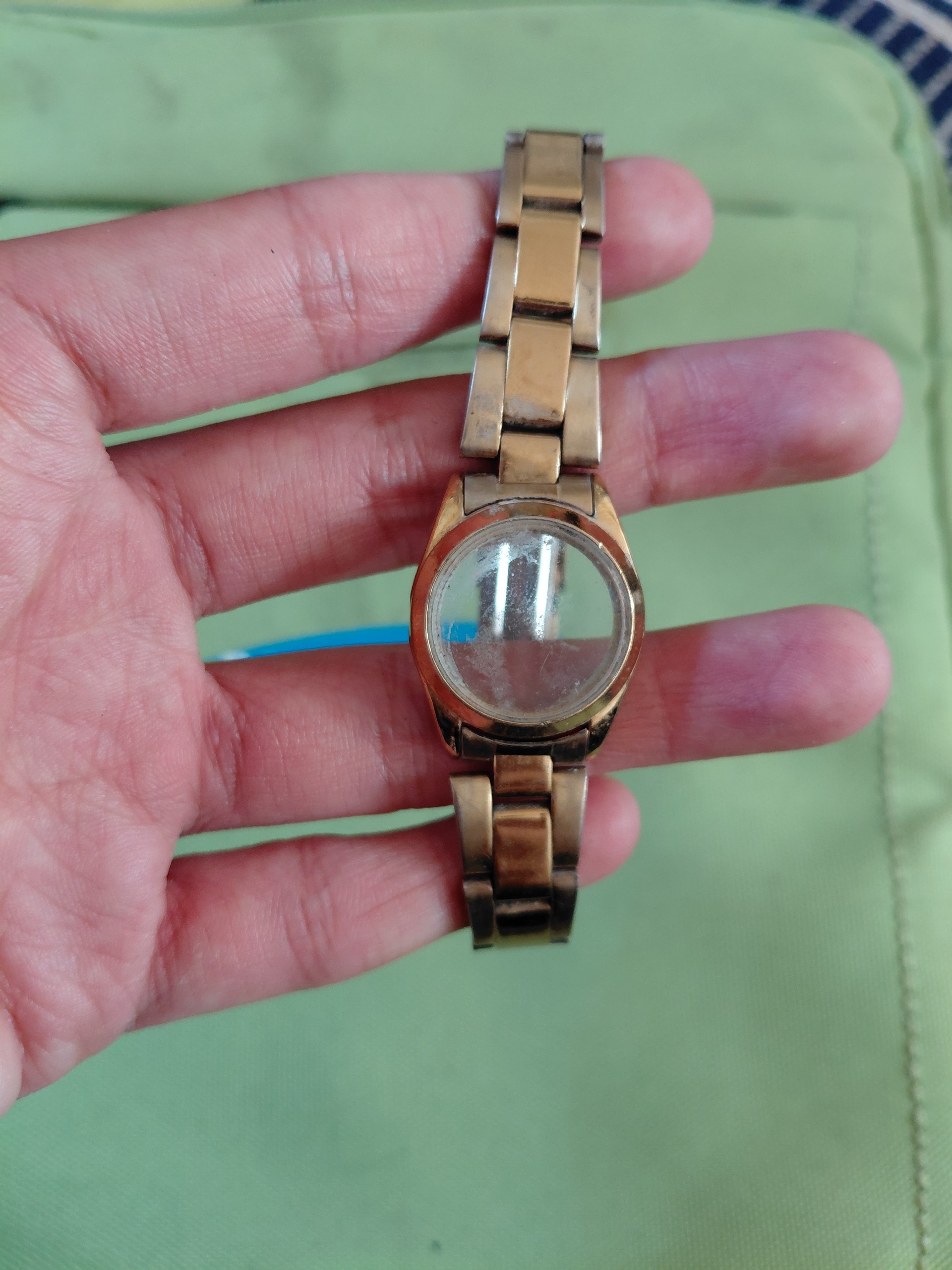 بدنه ساعت مچی طلایی زنانه کوماکس