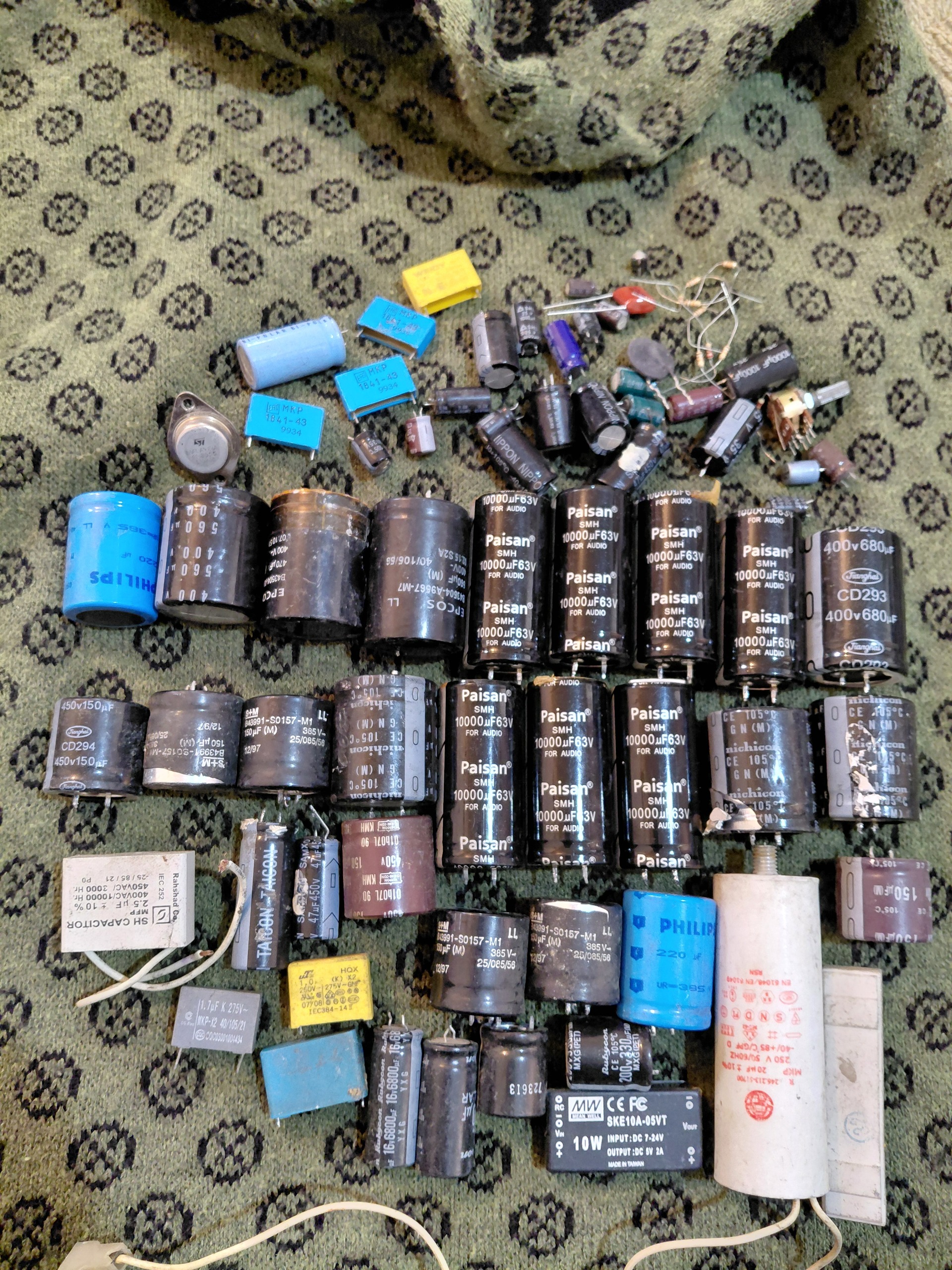 خازن انواع اقسام مختلف