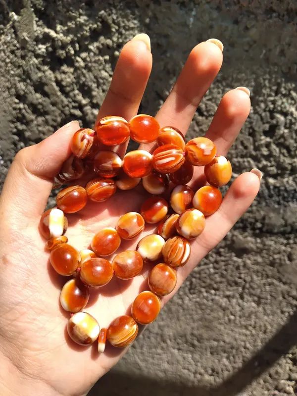 تسبیح دانه درشت 33 دانه طبق عکس آنتیک