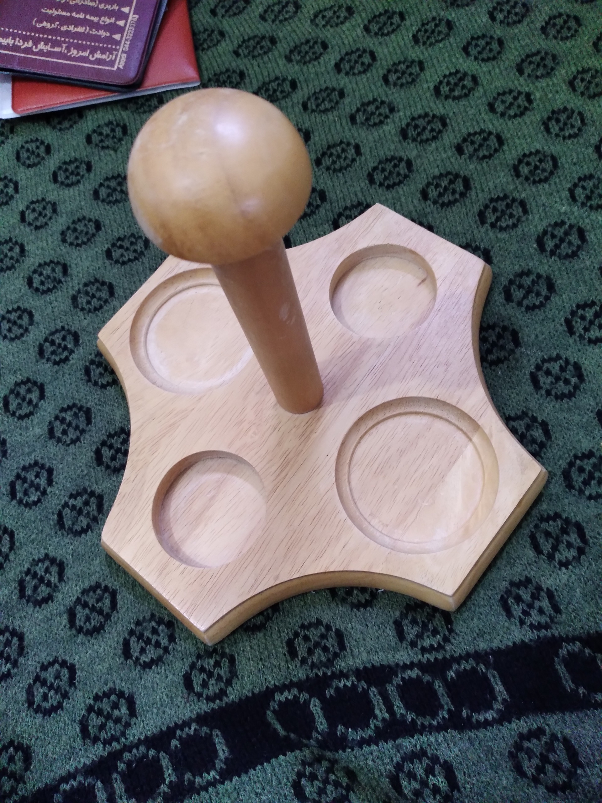 استند چوبی مطابق عکس