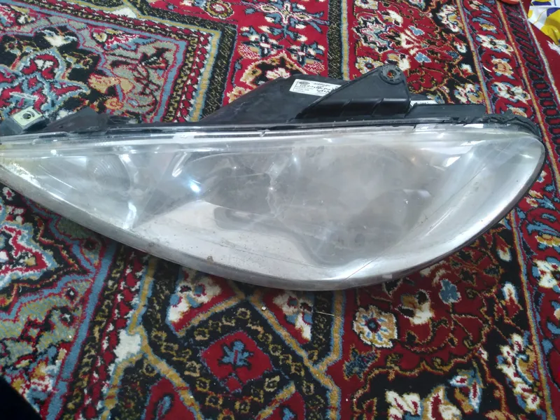 چراغ جلو 206 طرف راننده سالم