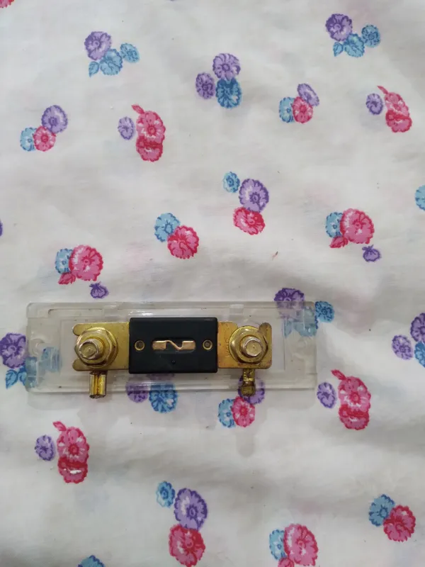 فیوز سیستم ماشین طبق عکس