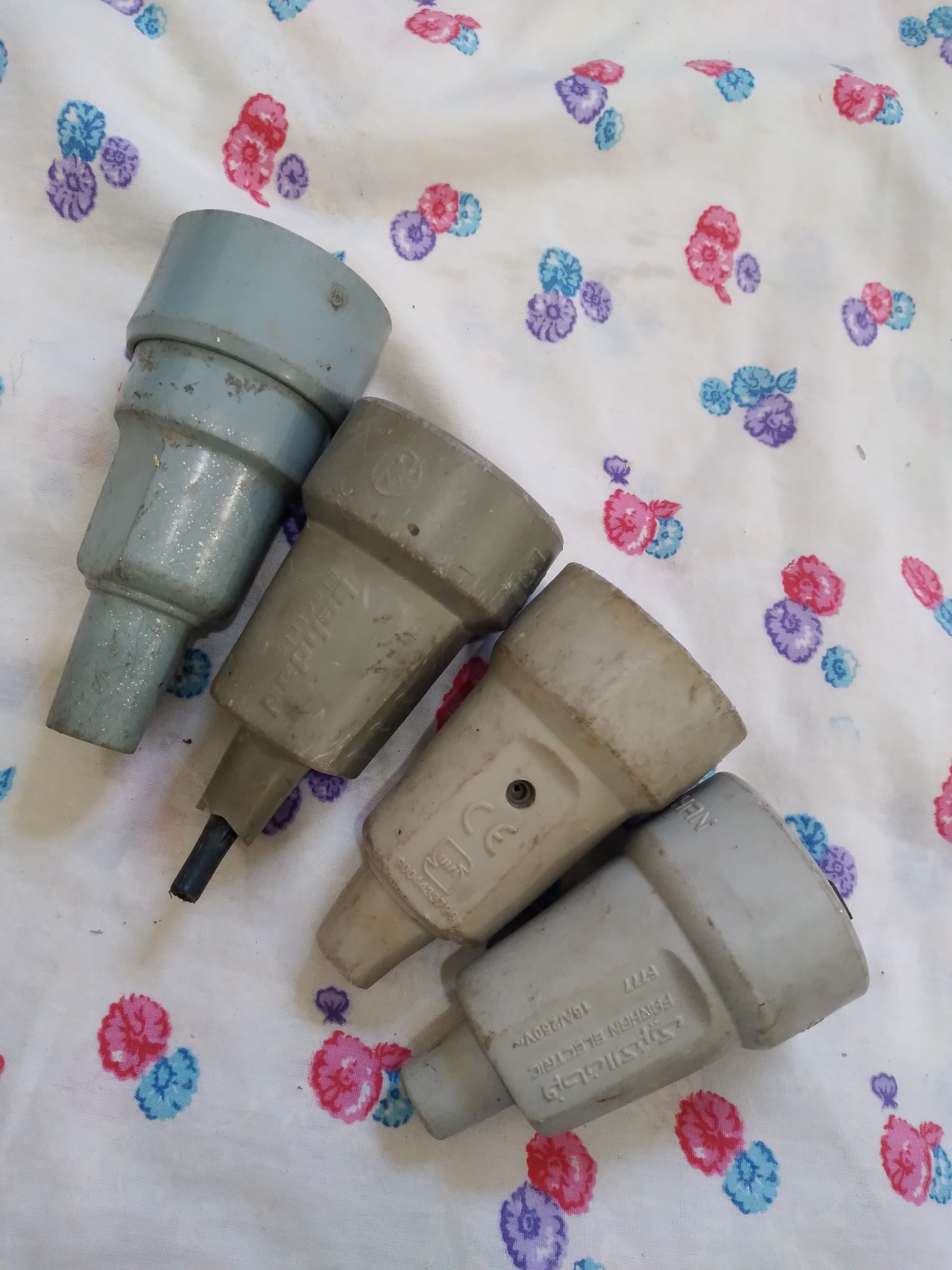 مادگی سیم سیار اصل