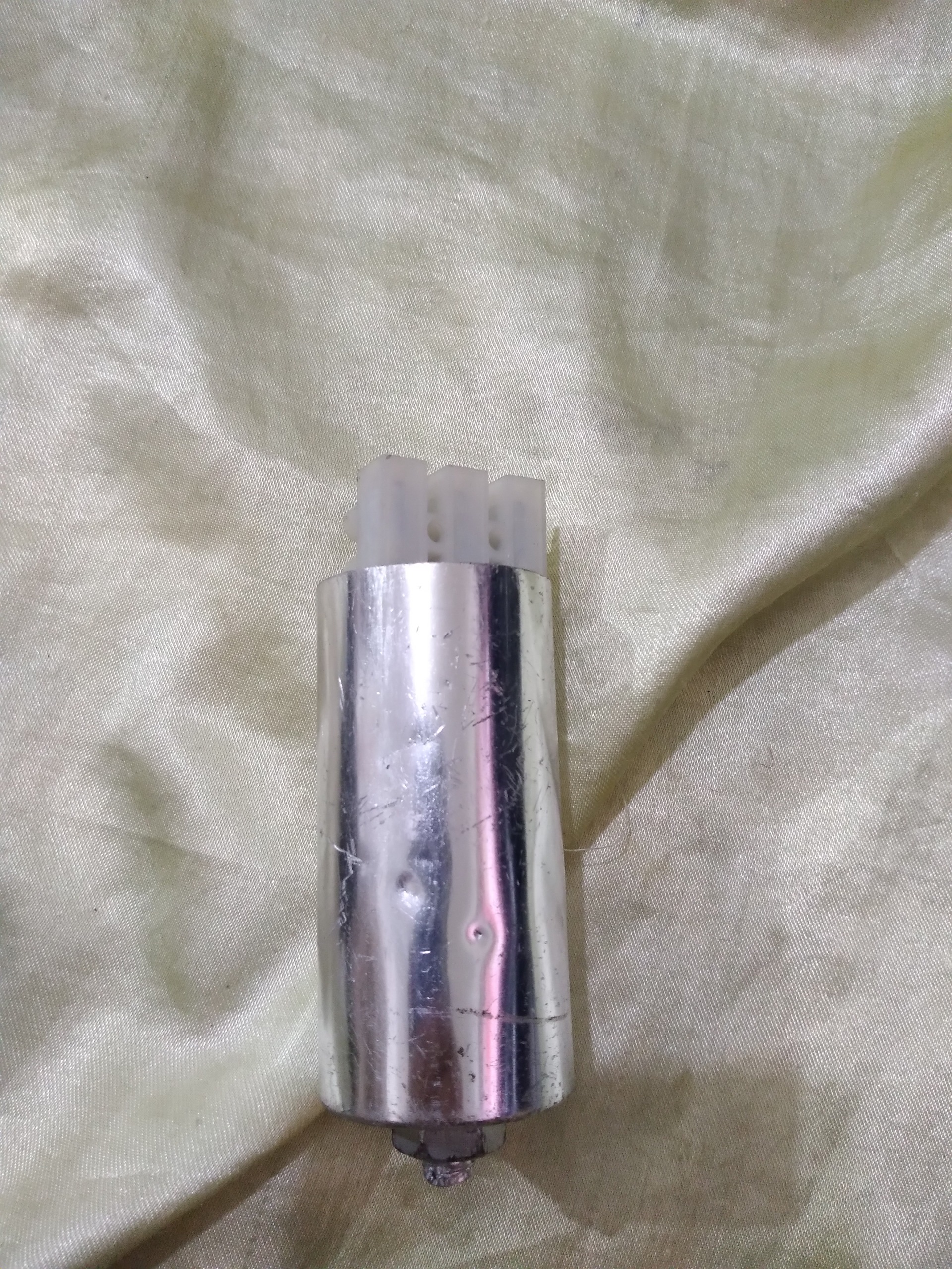 خازن بزرگ طبق عکس سالم