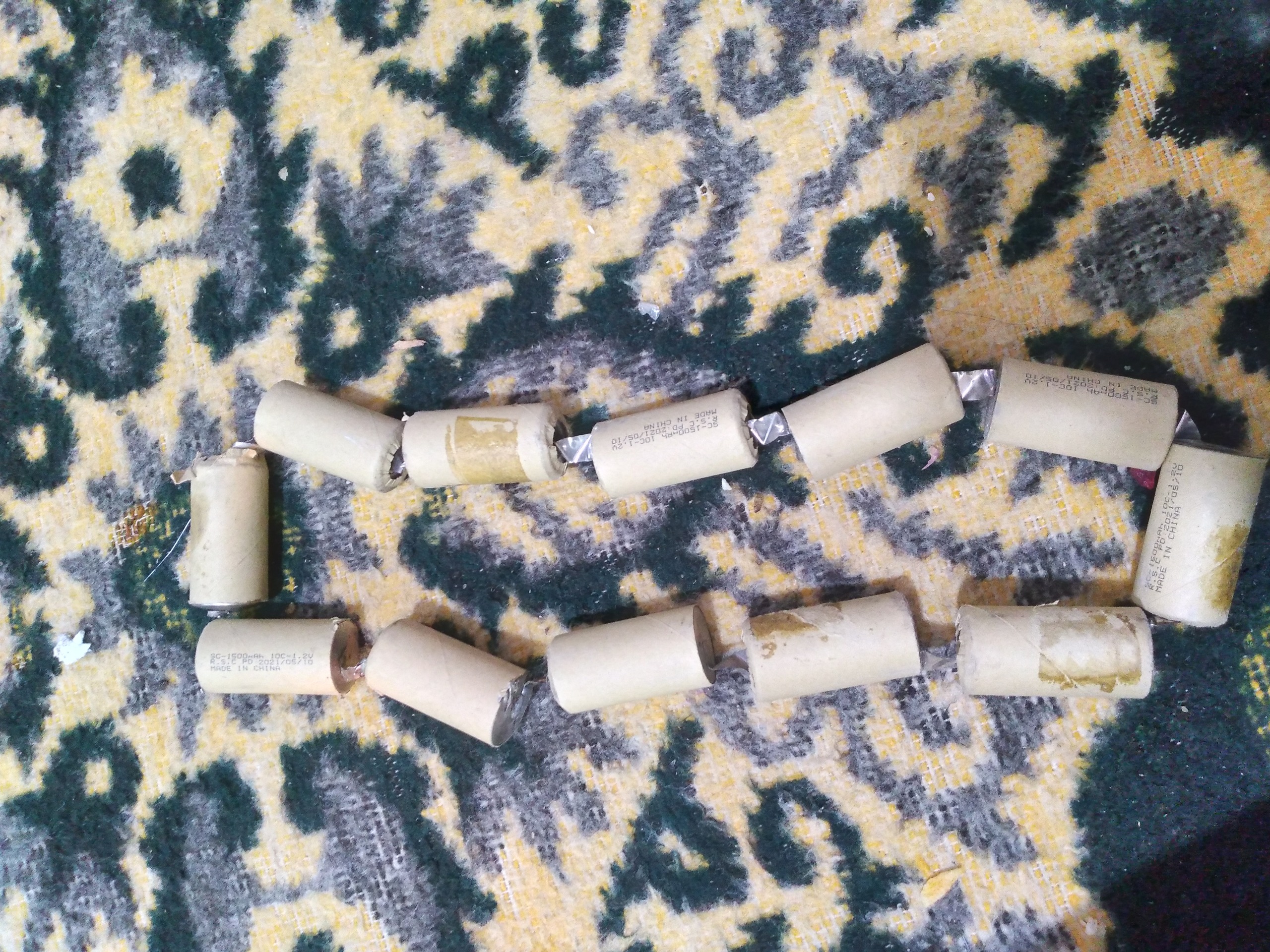 12عدد باتری قیمت برای هرعدد