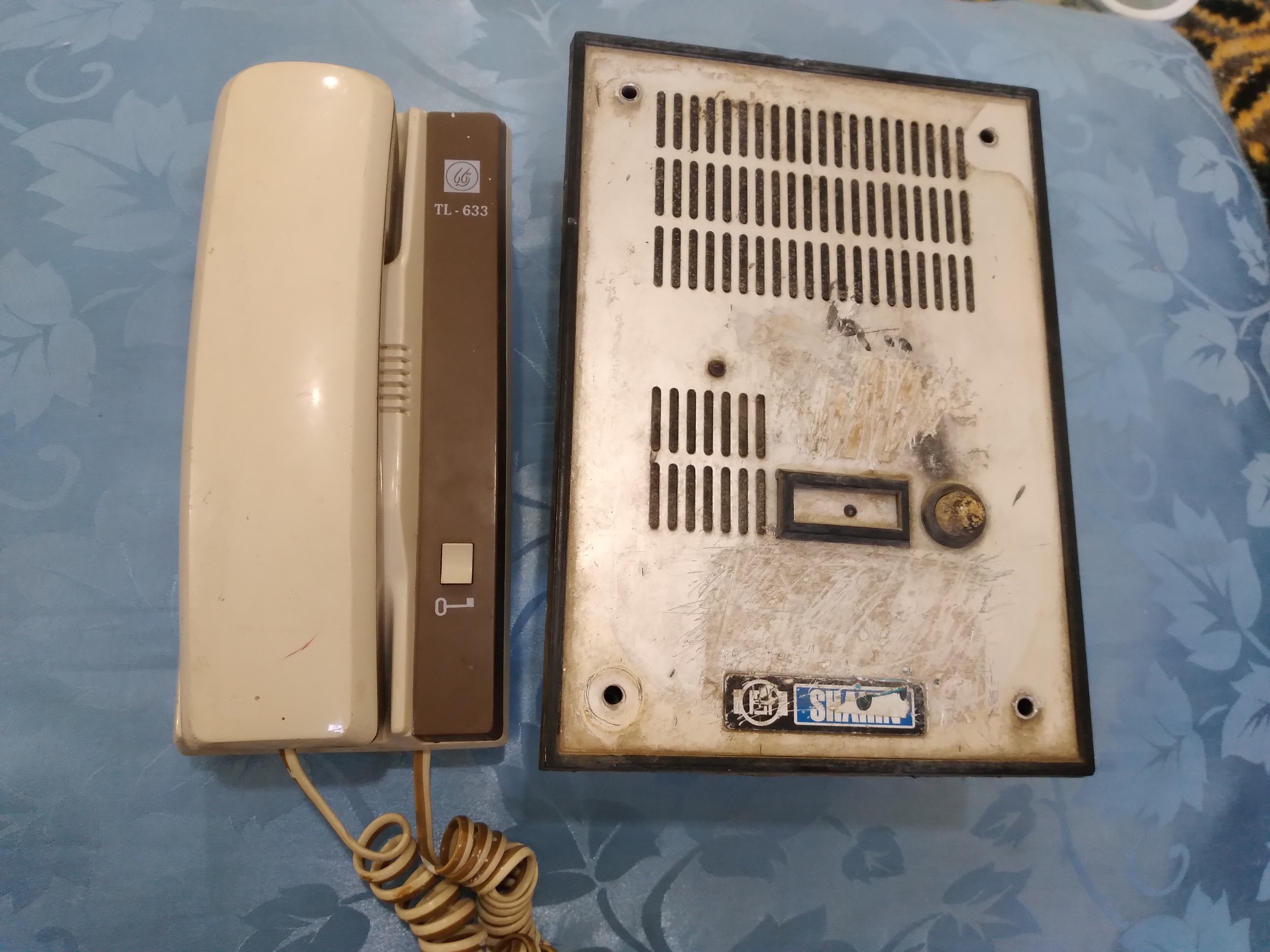 ست کامل آیفون صوتی بهمراه قفل