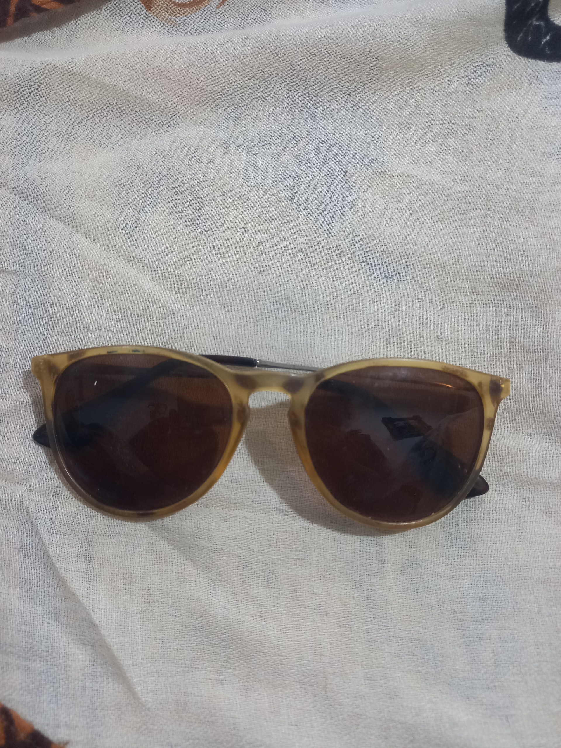 عینک پلنگی طبق عکس