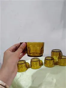 یک