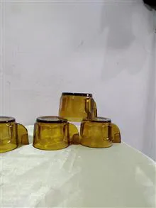 یک